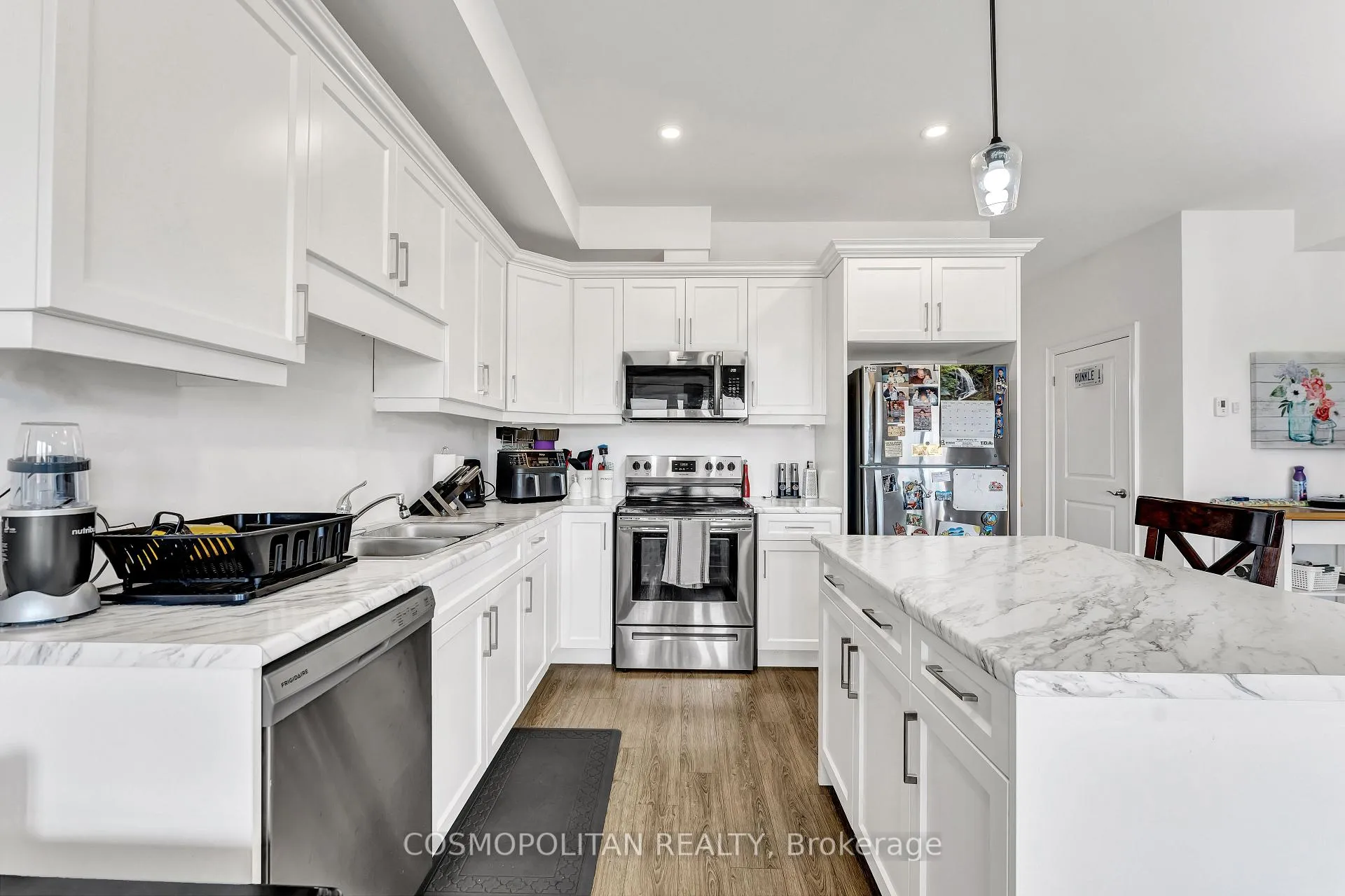 Photo 5 of 10 Spring Crest Way, Thorold, Rolling Meadows — HOMEH