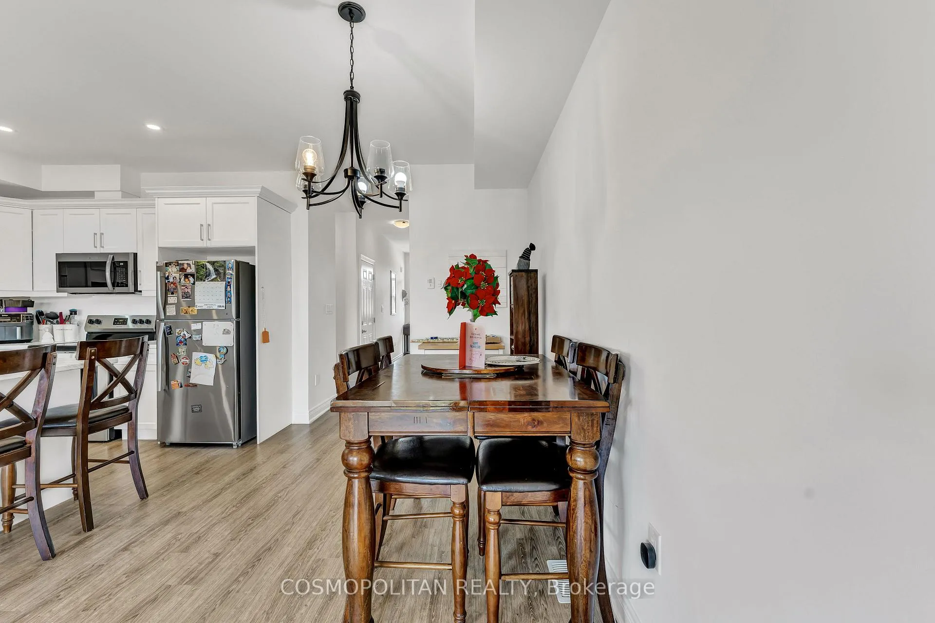 Photo 6 of 10 Spring Crest Way, Thorold, Rolling Meadows — HOMEH
