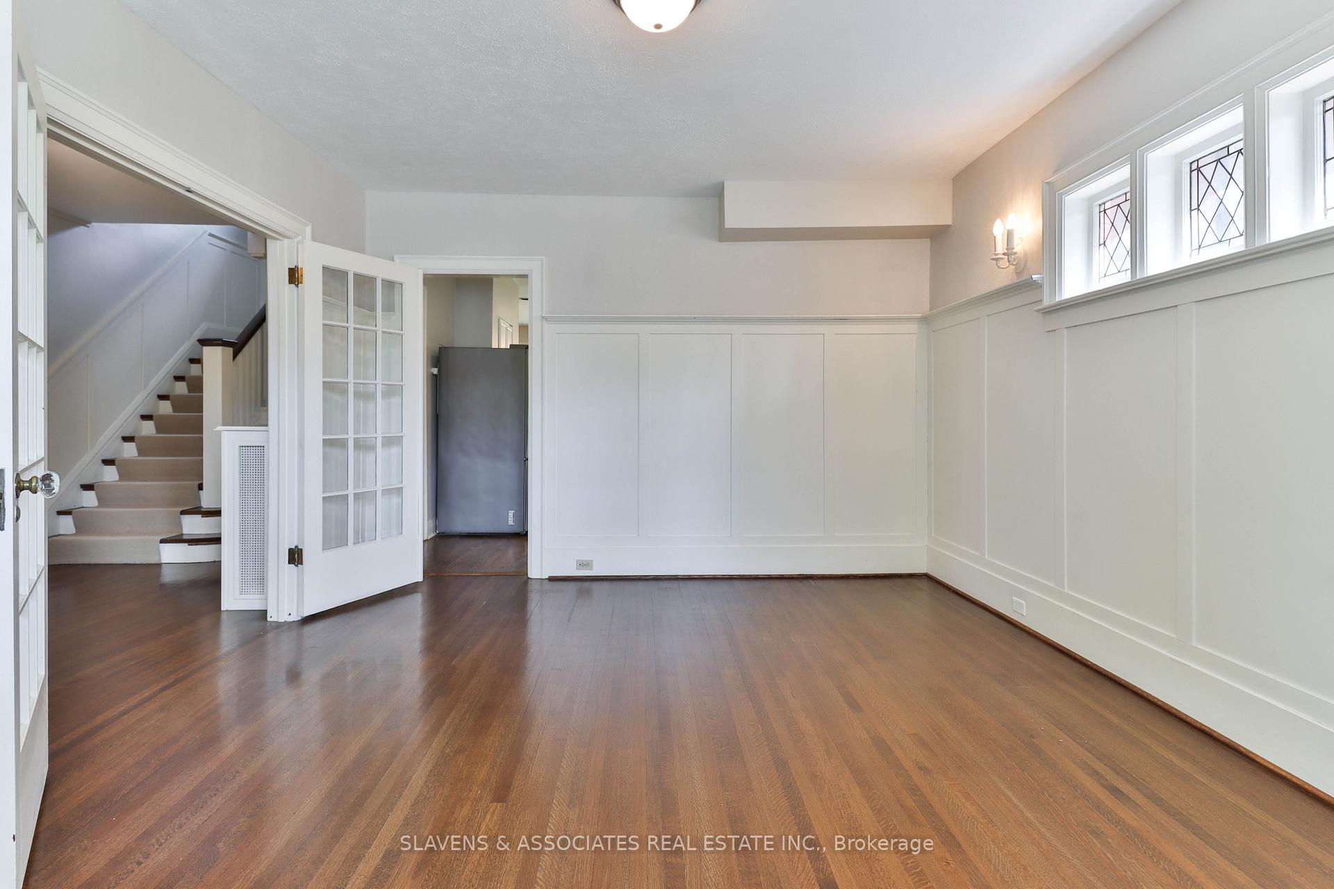 Photo 7 of 56 Alexandra Boulevard, Toronto, Lawrence Park South — HOMEH