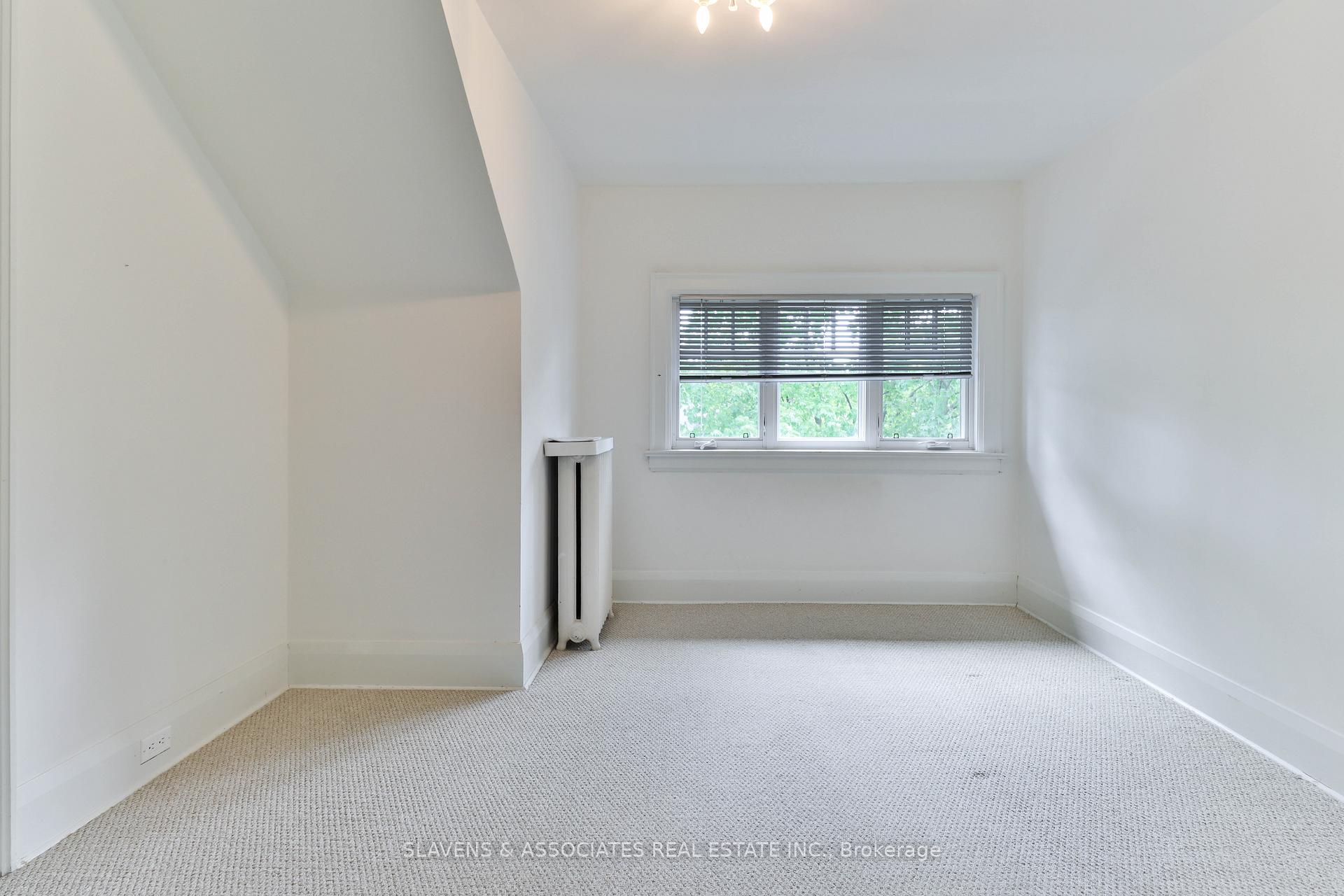 Photo 17 of 56 Alexandra Boulevard, Toronto, Lawrence Park South — HOMEH