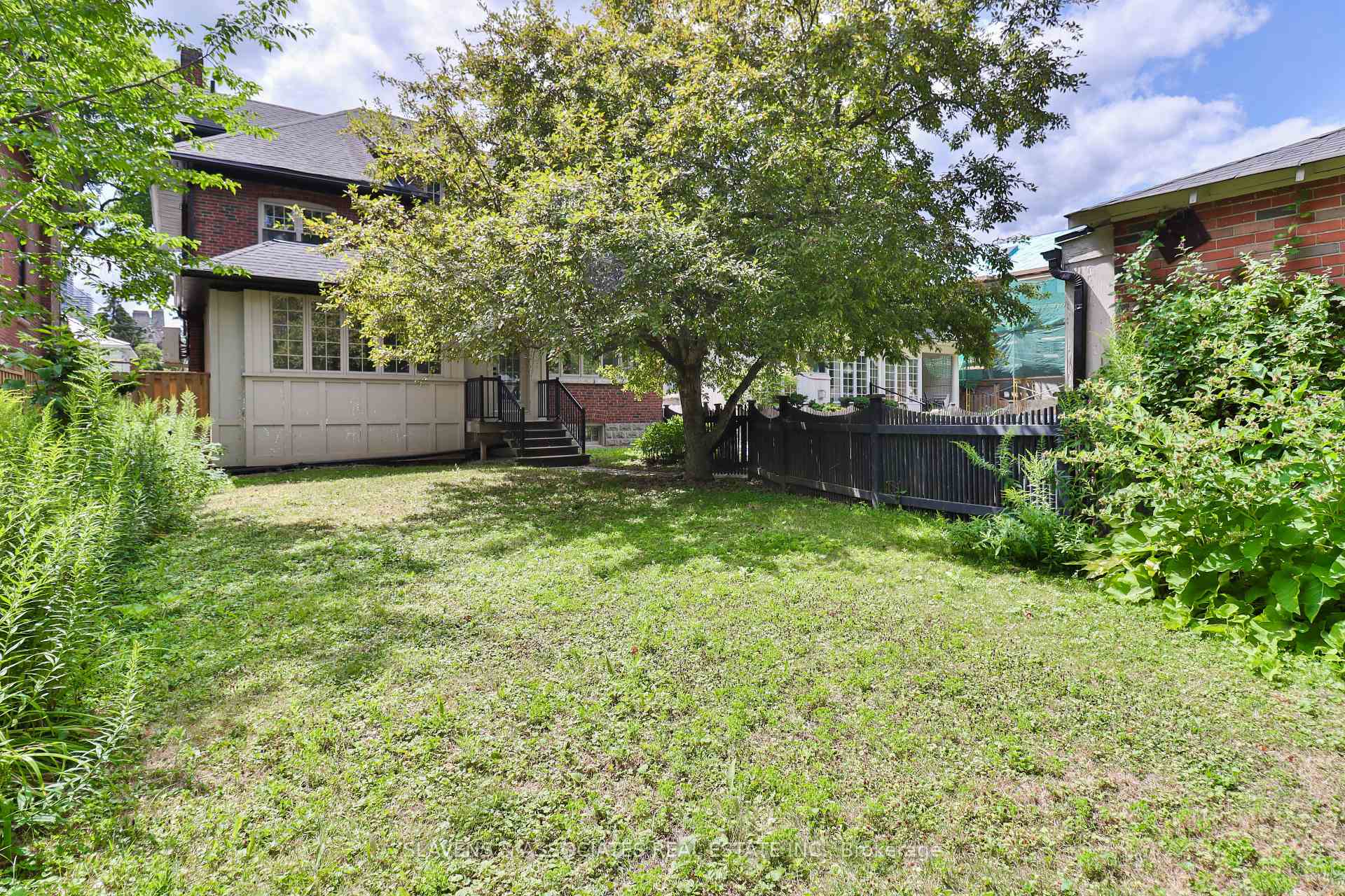 Photo 24 of 56 Alexandra Boulevard, Toronto, Lawrence Park South — HOMEH