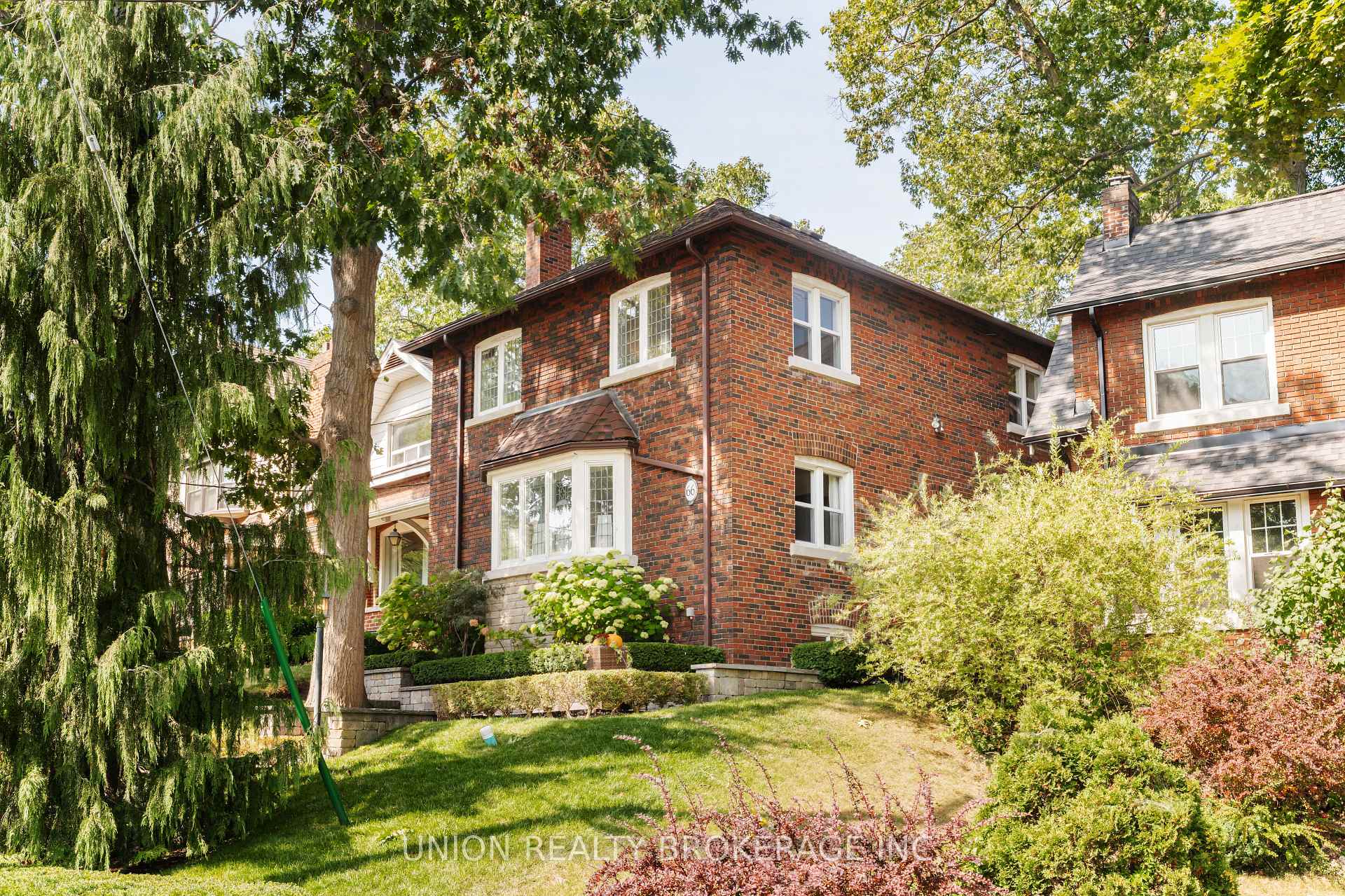 Photo 1 of 66 Williamson Road, Toronto, The Beaches — HOMEH
