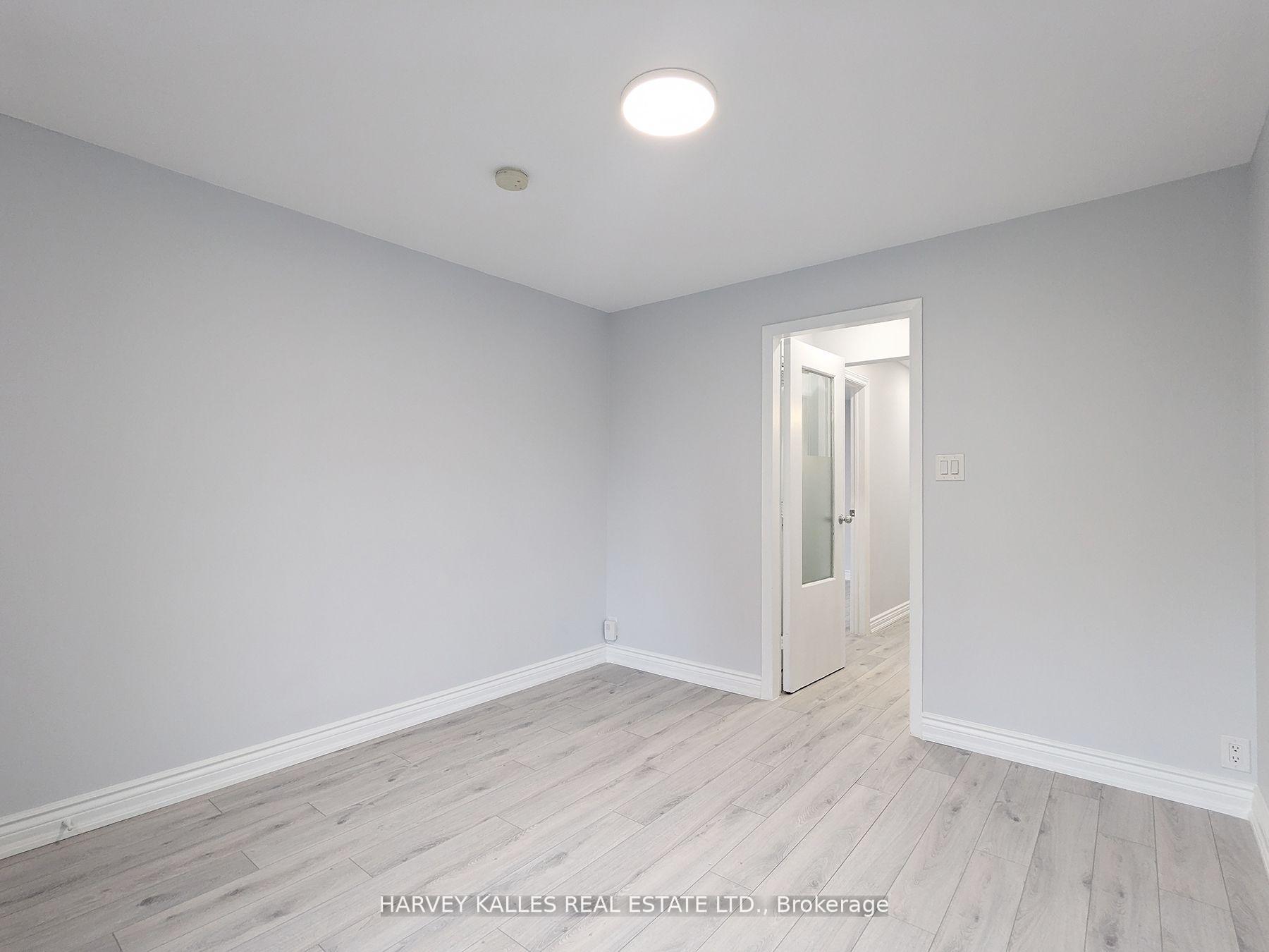 Photo 15 of Unit 4, 431 Balliol Street, Toronto, Mount Pleasant East — HOMEH