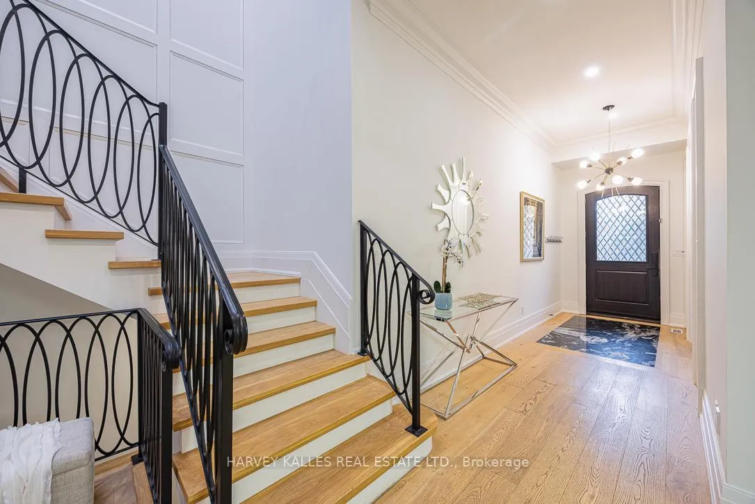 Photo 4 of 85 Chaplin Crescent, Toronto, Yonge-Eglinton — HOMEH