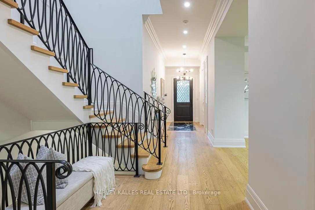Photo 10 of 85 Chaplin Crescent, Toronto, Yonge-Eglinton — HOMEH