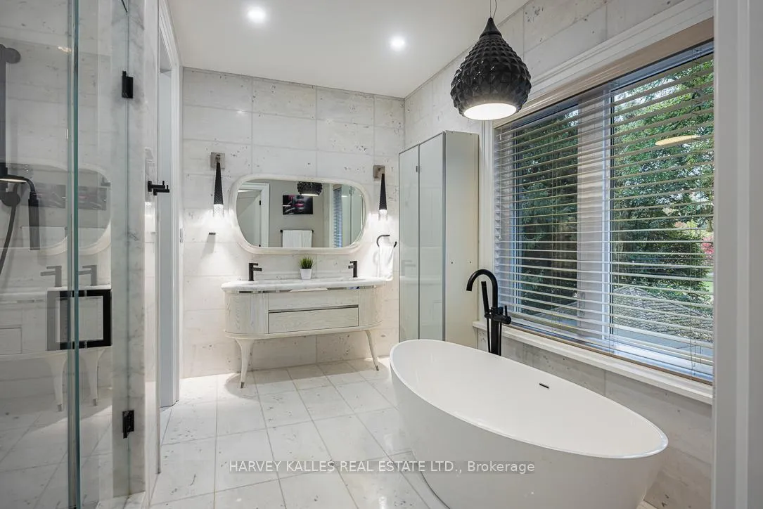 Photo 23 of 85 Chaplin Crescent, Toronto, Yonge-Eglinton — HOMEH