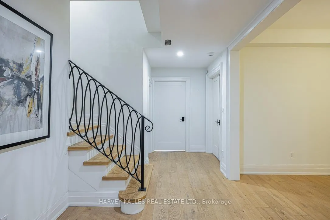 Photo 32 of 85 Chaplin Crescent, Toronto, Yonge-Eglinton — HOMEH