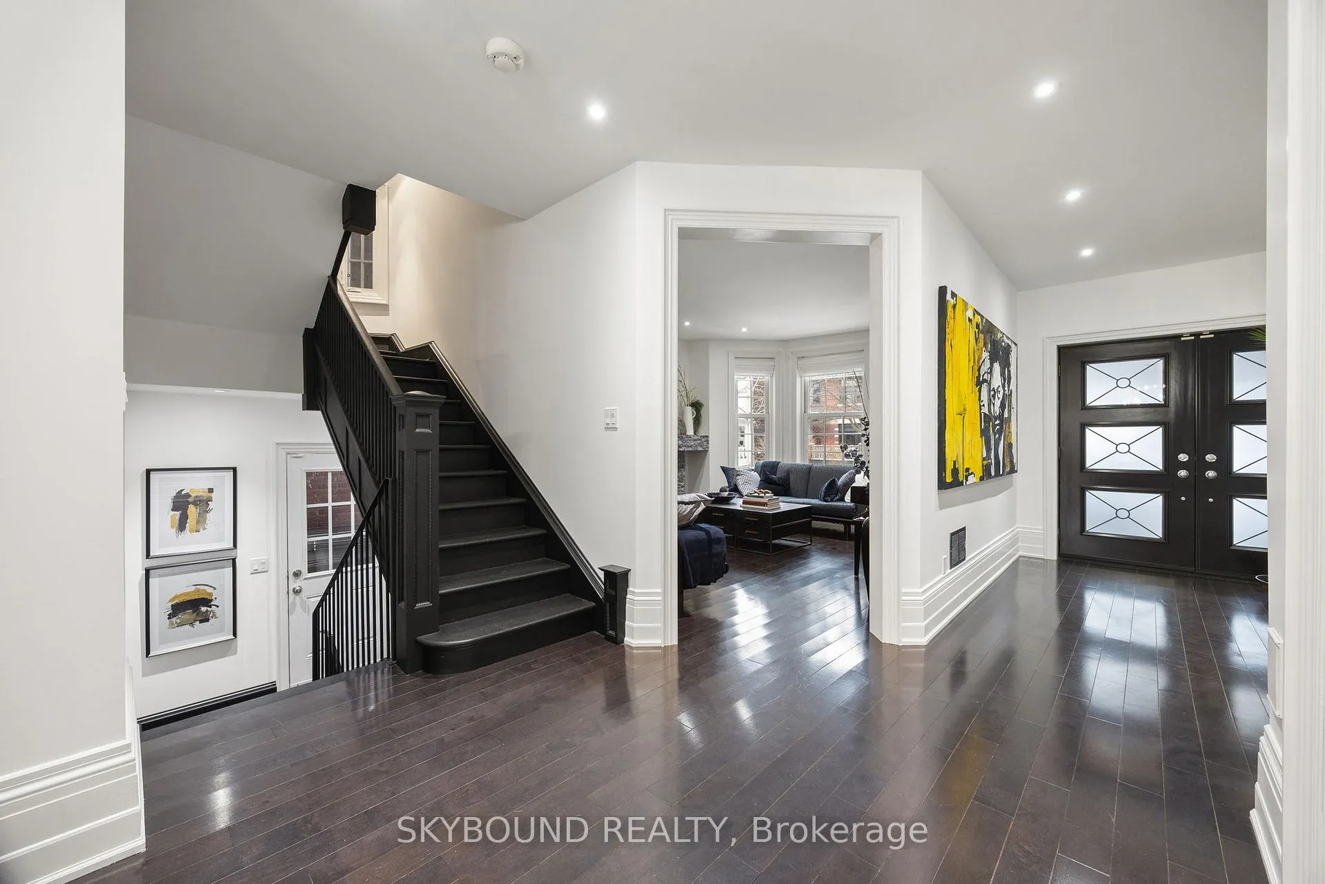 Photo 9 of 20 Fairview Boulevard, Toronto, North Riverdale — HOMEH