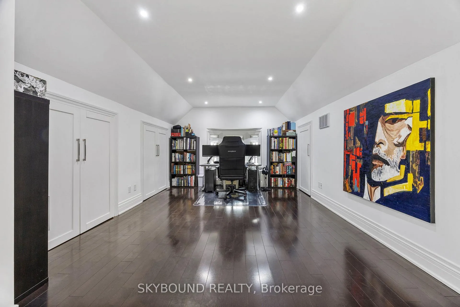 Photo 35 of 20 Fairview Boulevard, Toronto, North Riverdale — HOMEH