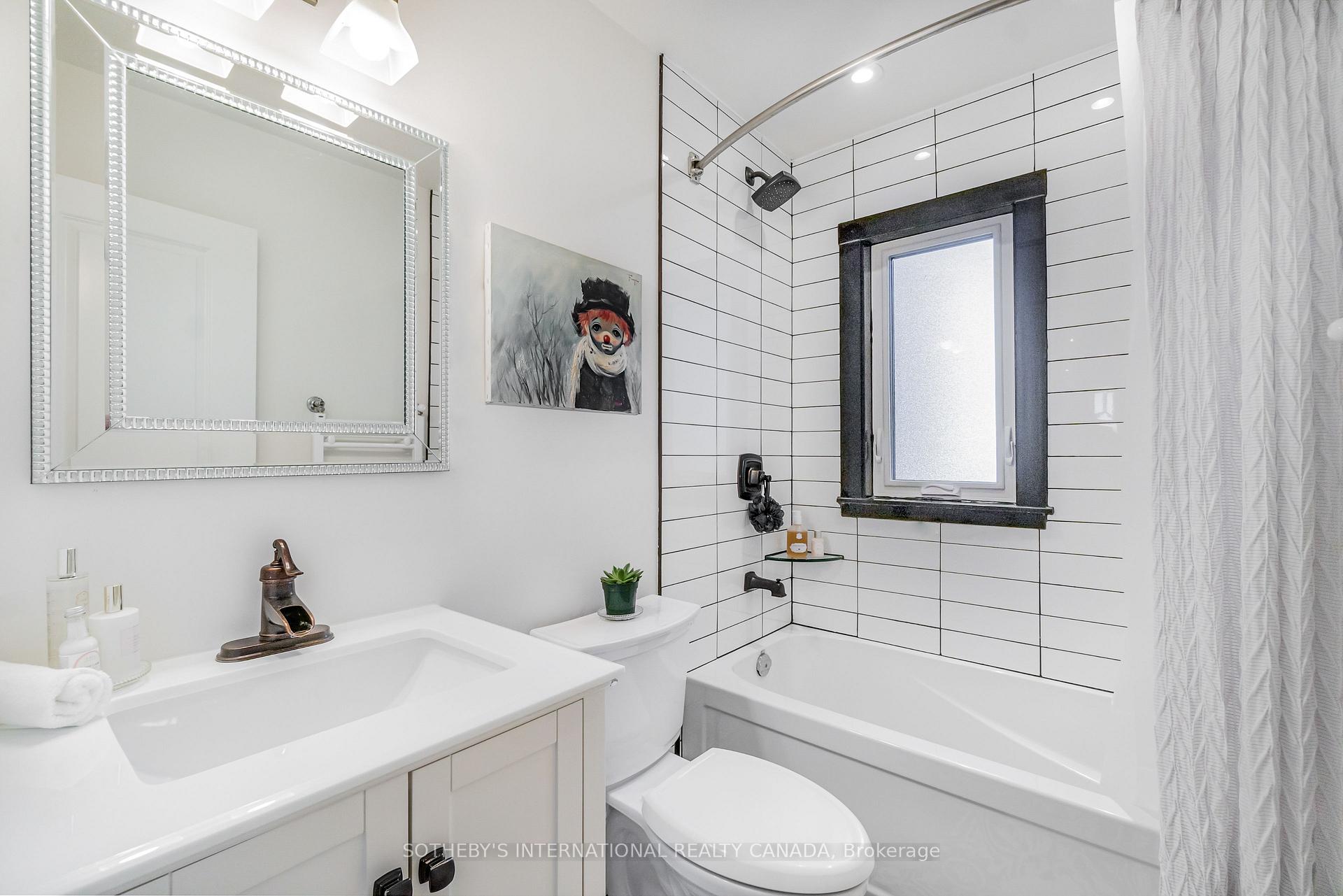 Photo 12 of Unit Upper, 466 Sammon Avenue, Toronto, Danforth Village-East York — HOMEH