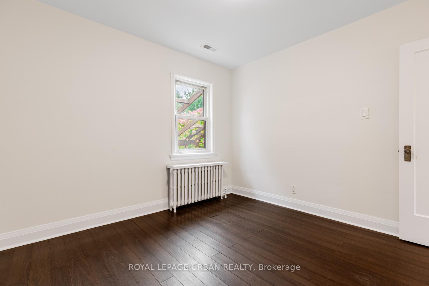 Photo 36 of 127 Cadorna Avenue, Toronto, East York — HOMEH