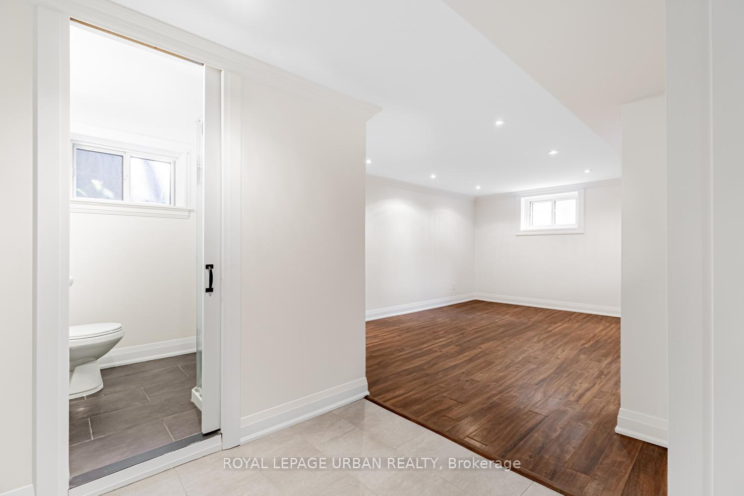 Photo 45 of 127 Cadorna Avenue, Toronto, East York — HOMEH