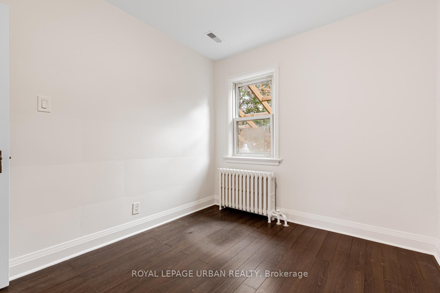 Photo 21 of 127 Cadorna Avenue, Toronto, East York — HOMEH