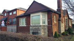 Front of 389 Lawrence Avenue W