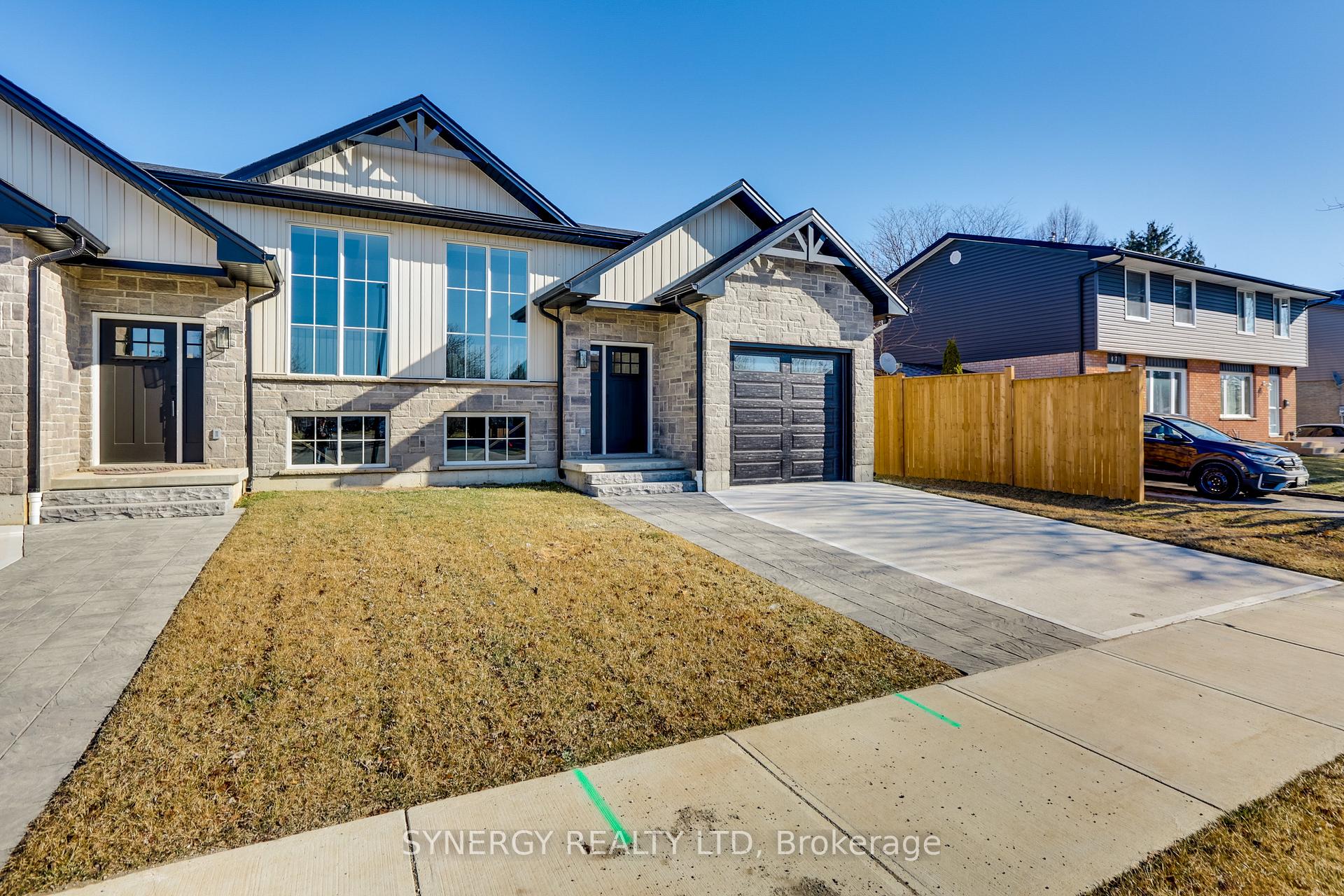 Photo 3 of 1 Haddon Lane, Strathroy-Caradoc, NW — HOMEH