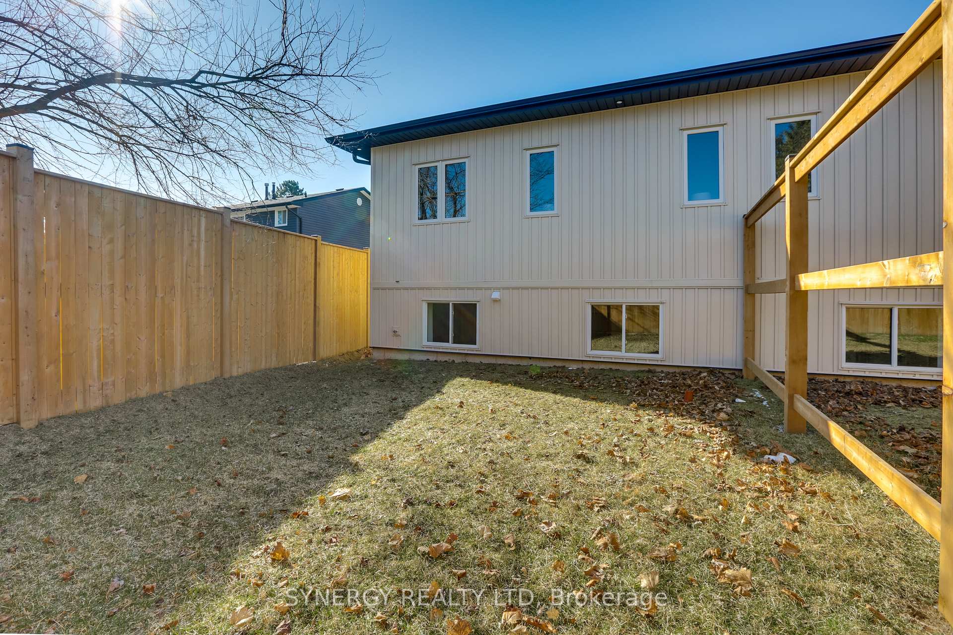 Photo 46 of 1 Haddon Lane, Strathroy-Caradoc, NW — HOMEH