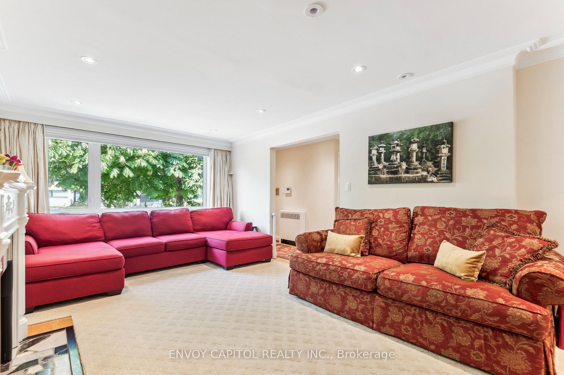 Photo 5 of 271 Yonge Boulevard, Toronto, Bedford Park-Nortown — HOMEH