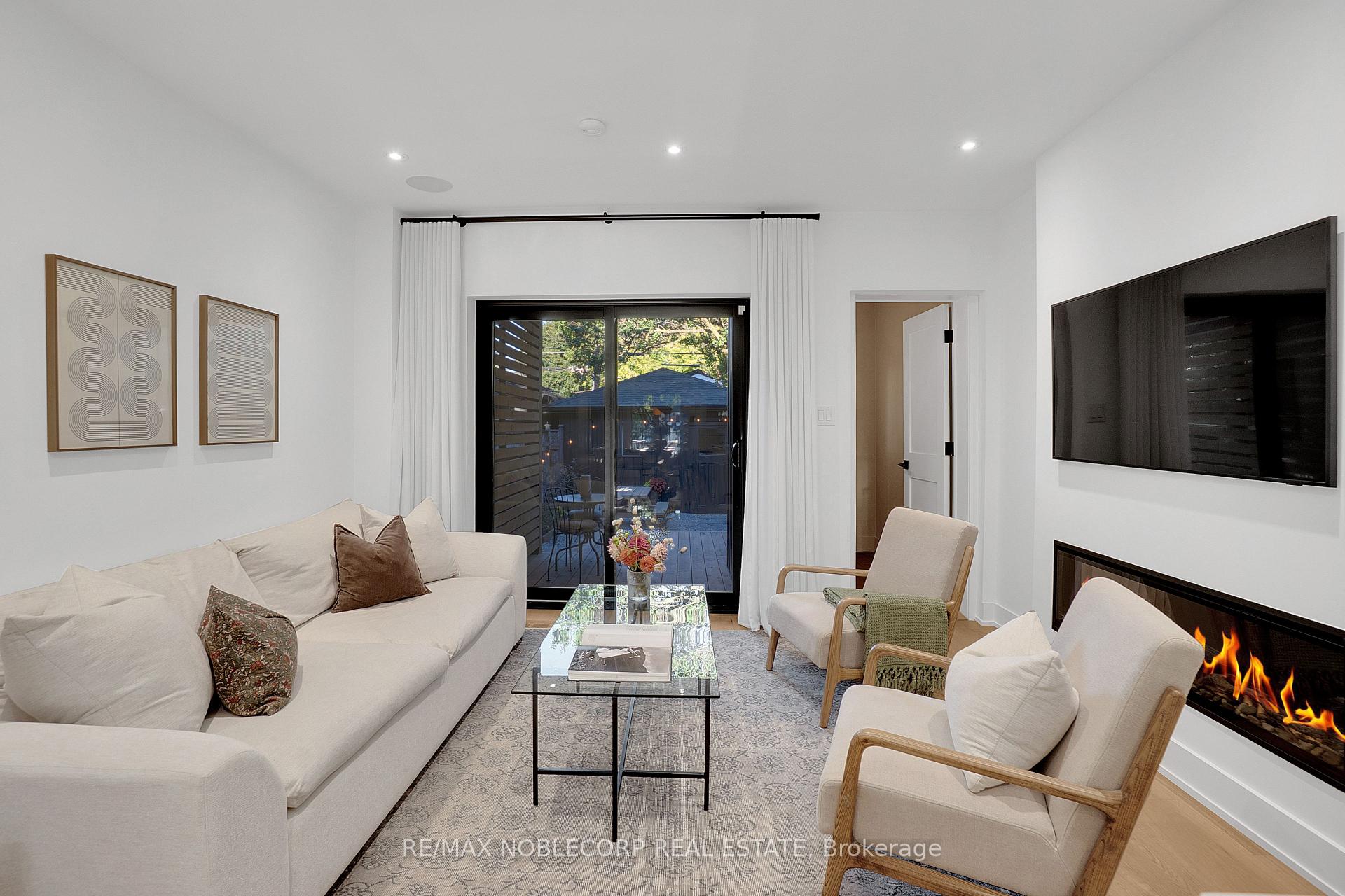 Photo 8 of 299 Winona Drive, Toronto, Oakwood Village — HOMEH