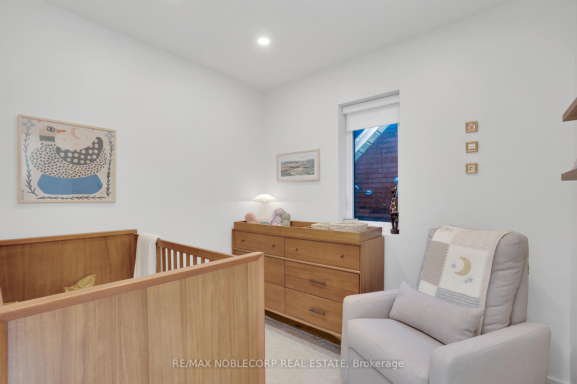 Photo 20 of 299 Winona Drive, Toronto, Oakwood Village — HOMEH