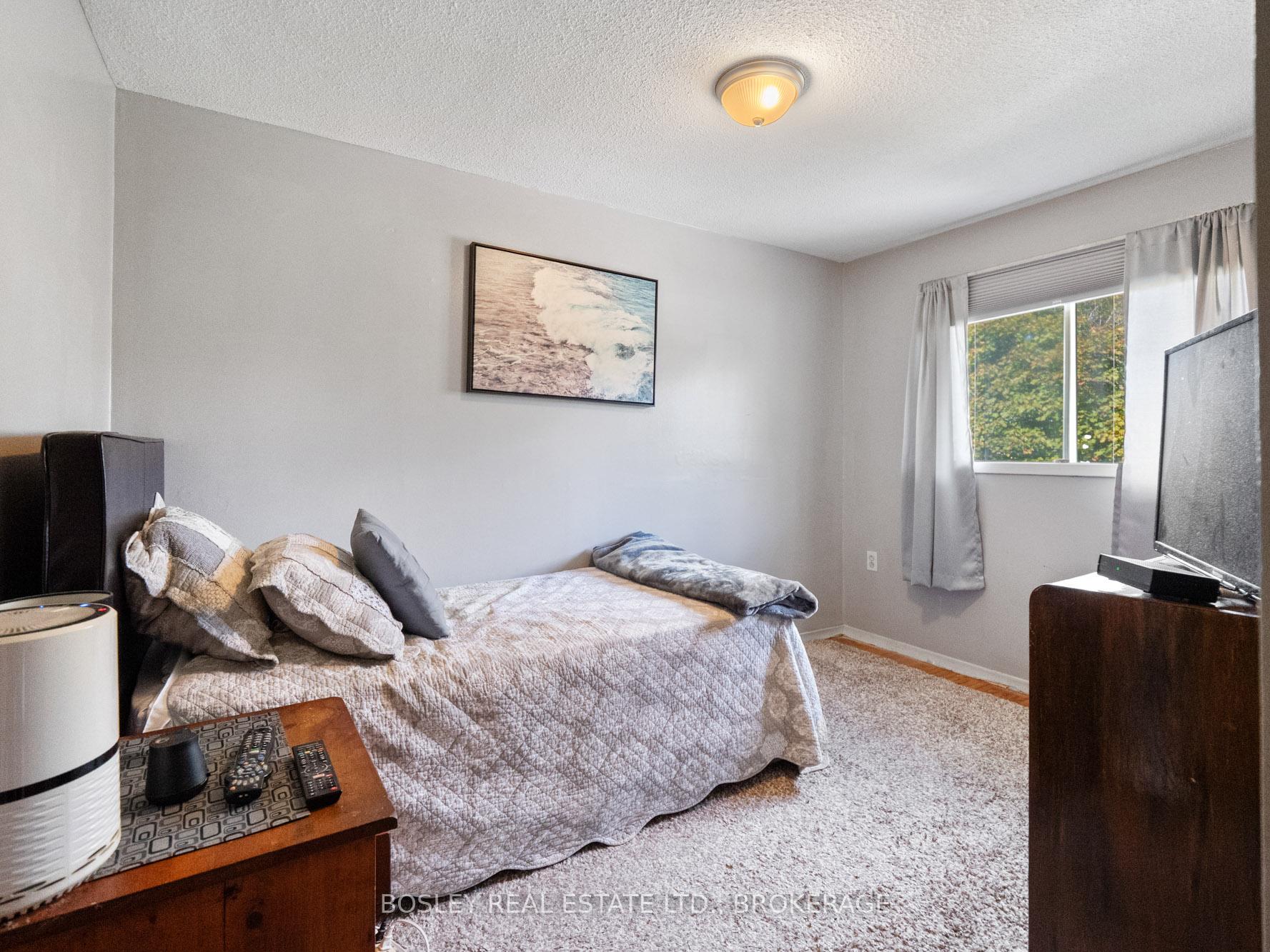 Photo 14 of 17 Deerfield Parkway, Thorold, Allanburg/Thorold South — HOMEH