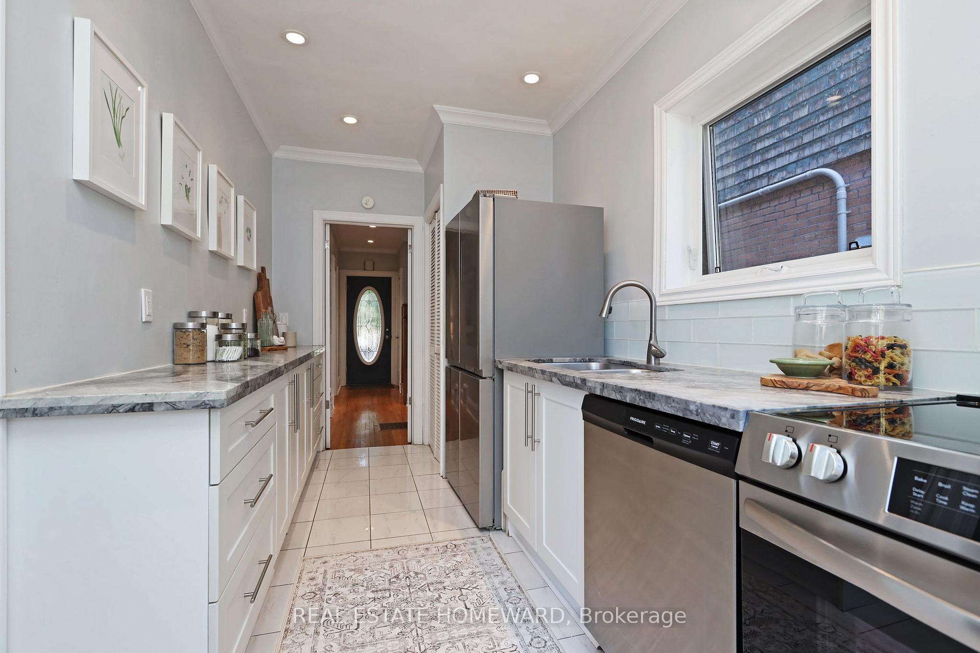 Photo 12 of 7 Bingham Avenue, Toronto, The Beaches — HOMEH