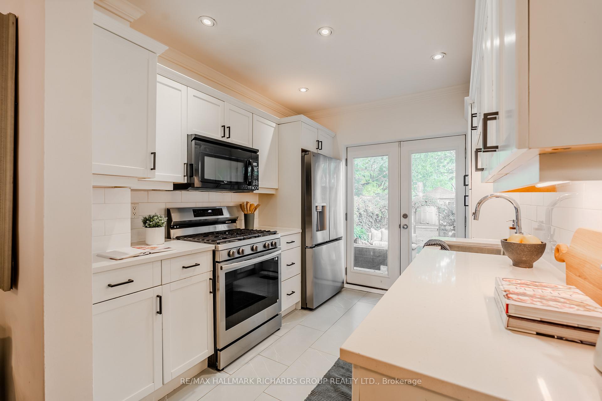 Photo 8 of 241 Glebemount Avenue, Toronto, Danforth Village-East York — HOMEH