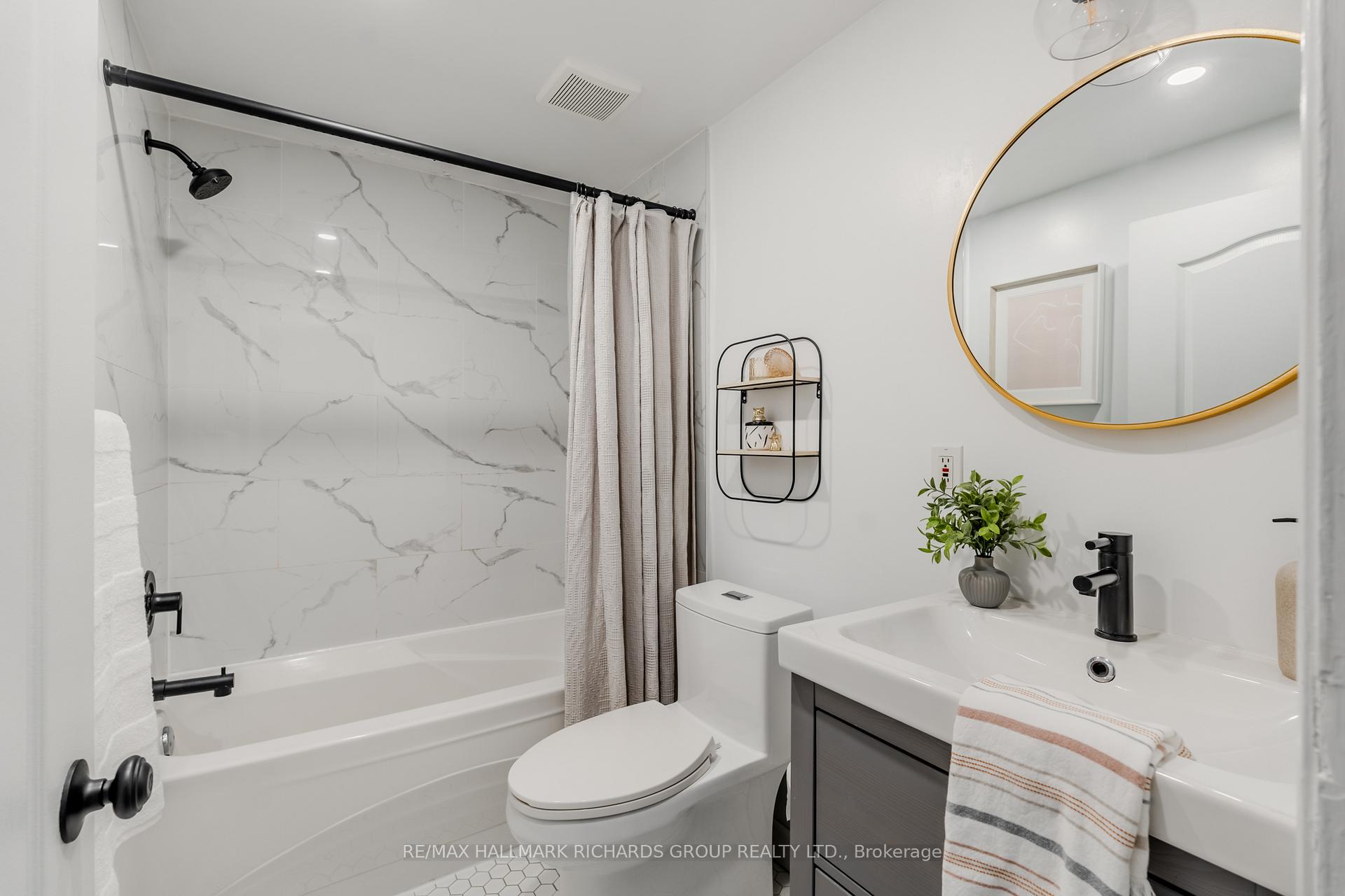 Photo 17 of 241 Glebemount Avenue, Toronto, Danforth Village-East York — HOMEH