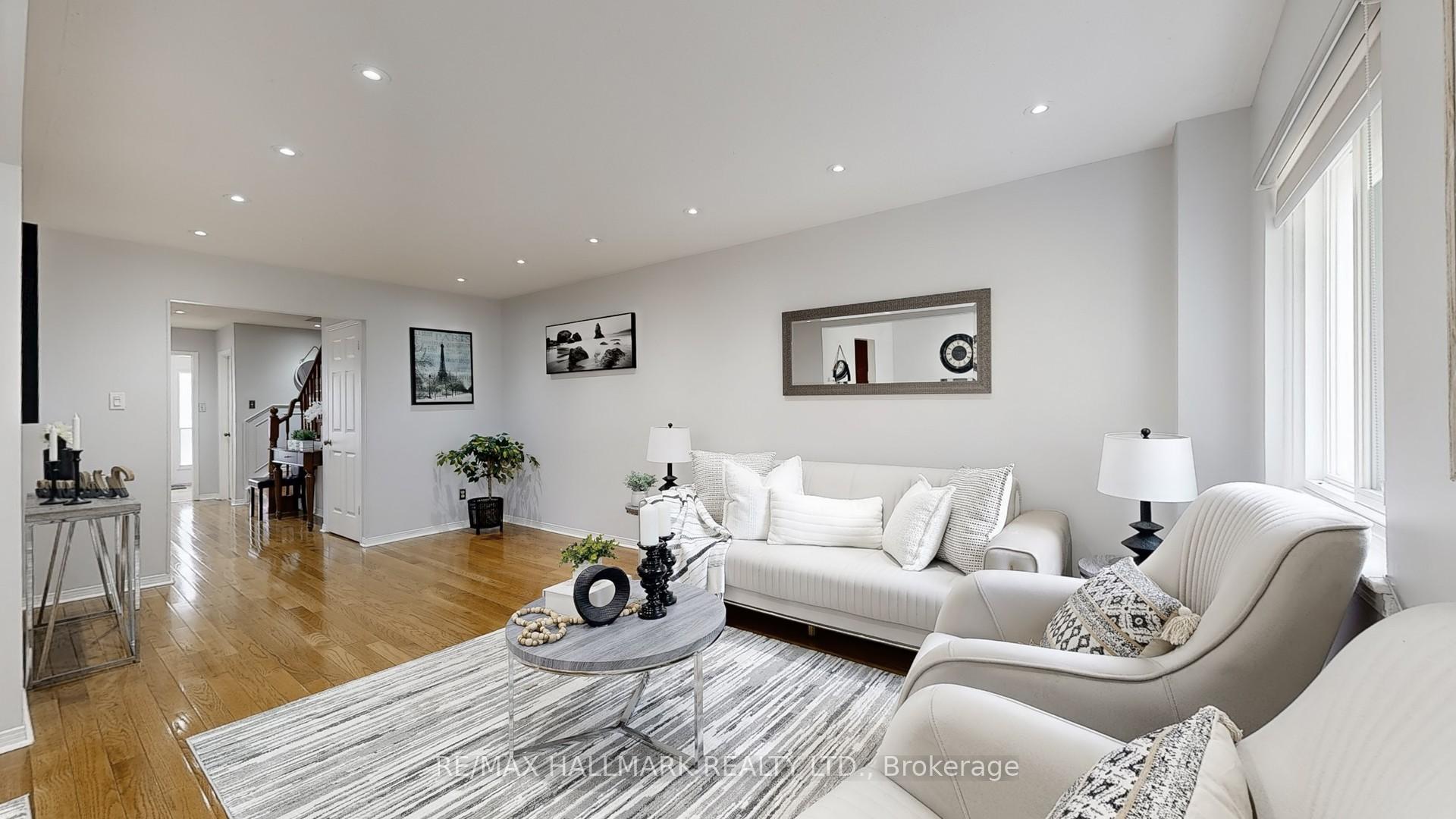 Photo 8 of 5 Ecclesfield Drive, Scarborough, Steeles — HOMEH
