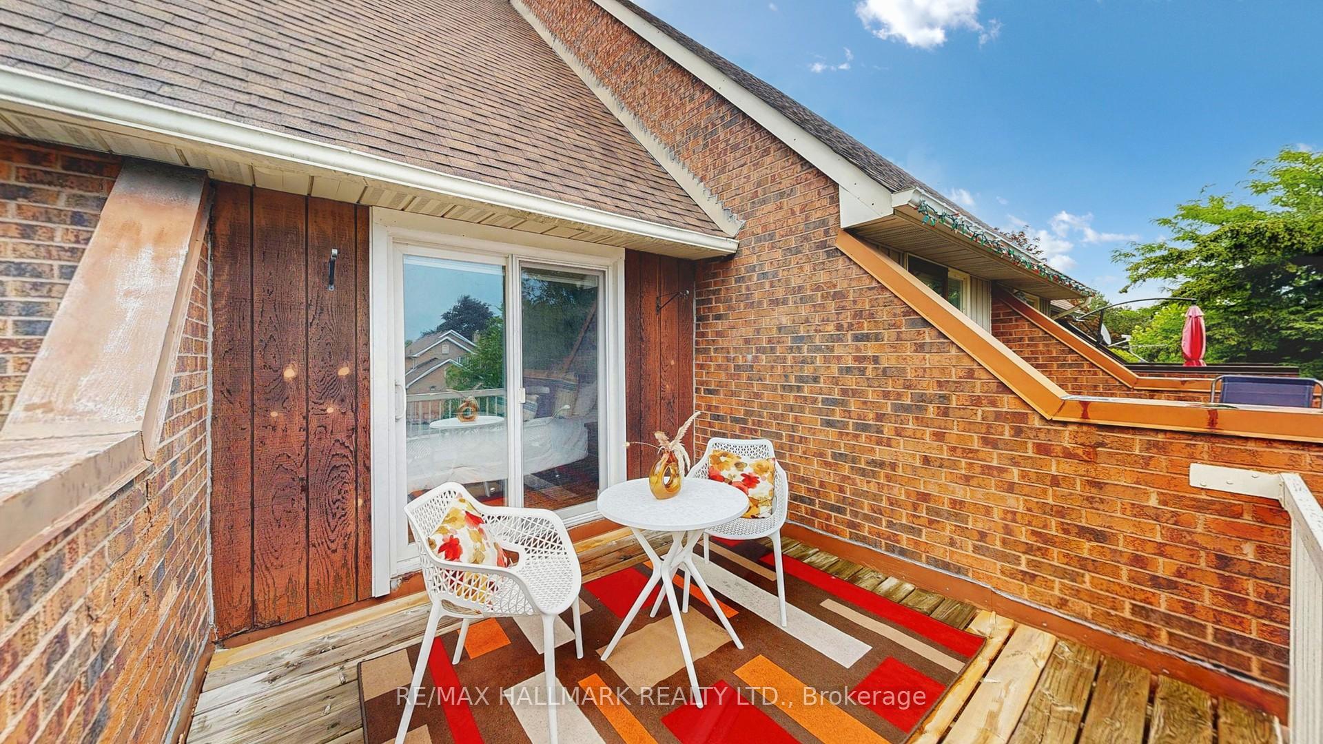 Photo 23 of 5 Ecclesfield Drive, Scarborough, Steeles — HOMEH