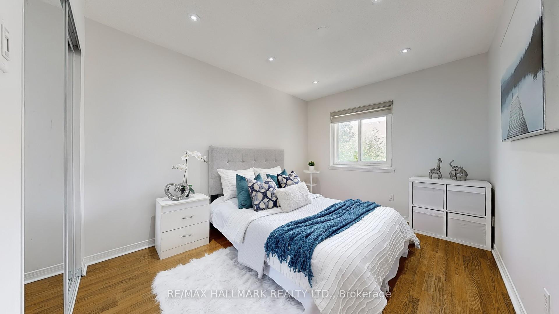 Photo 25 of 5 Ecclesfield Drive, Scarborough, Steeles — HOMEH