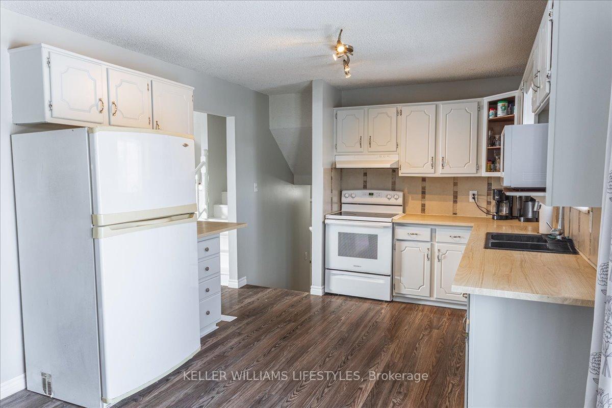 Photo 15 of 41 Westgate Avenue, Strathroy-Caradoc, SW — HOMEH