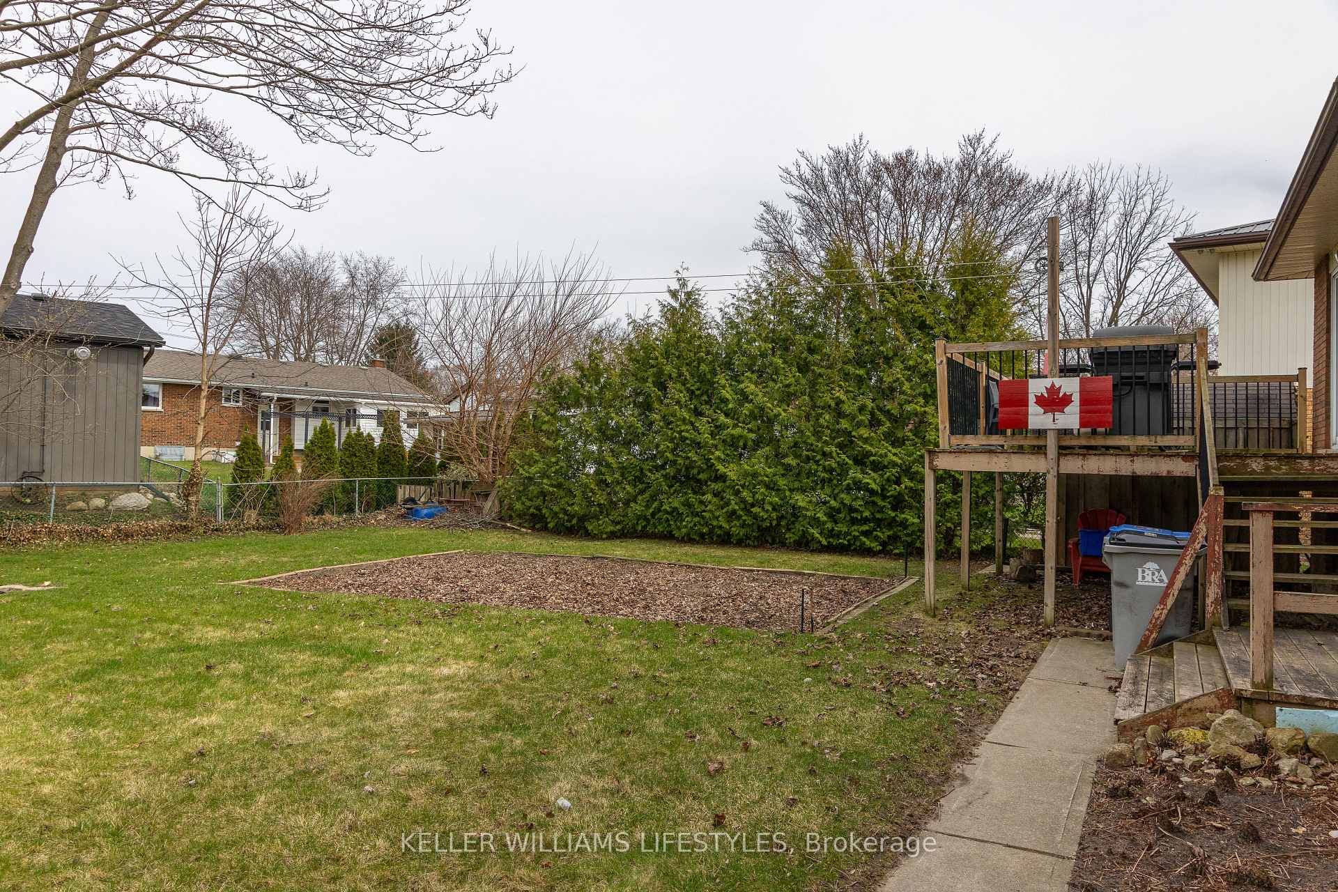 Photo 39 of 41 Westgate Avenue, Strathroy-Caradoc, SW — HOMEH