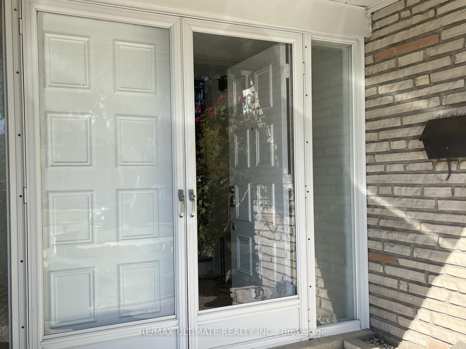 Photo 4 of 23 Munford Crescent, Toronto, O'Connor-Parkview — HOMEH