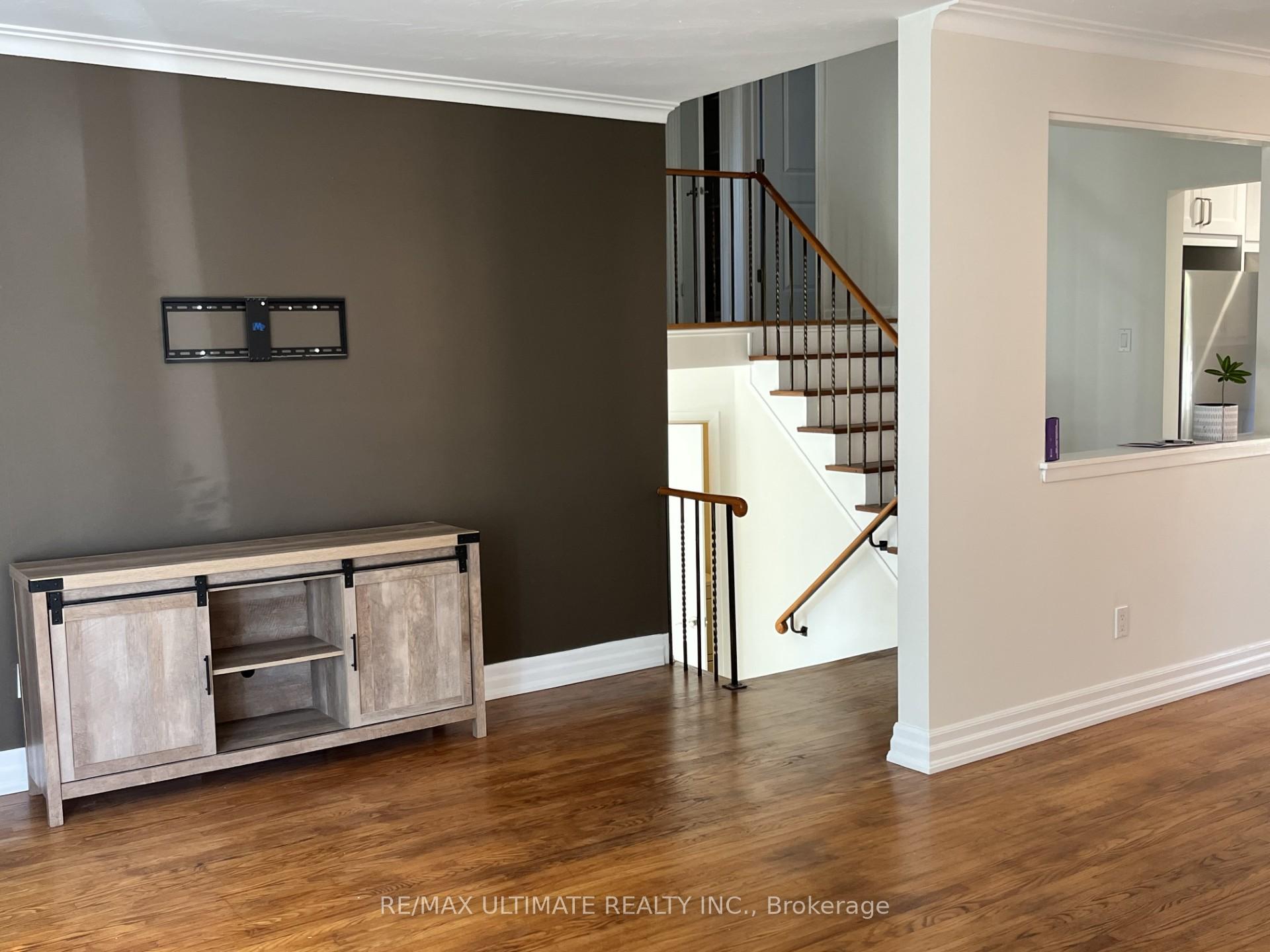 Photo 8 of 23 Munford Crescent, Toronto, O'Connor-Parkview — HOMEH