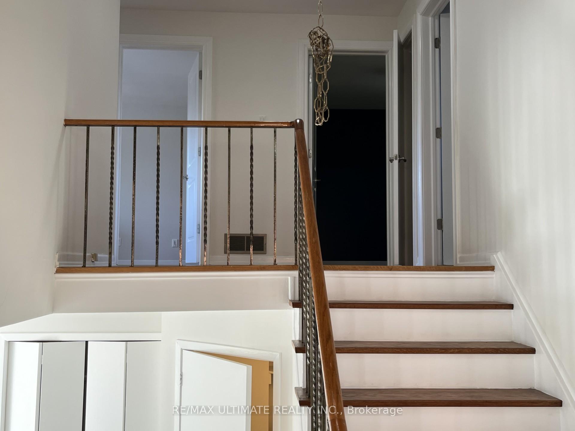Photo 19 of 23 Munford Crescent, Toronto, O'Connor-Parkview — HOMEH