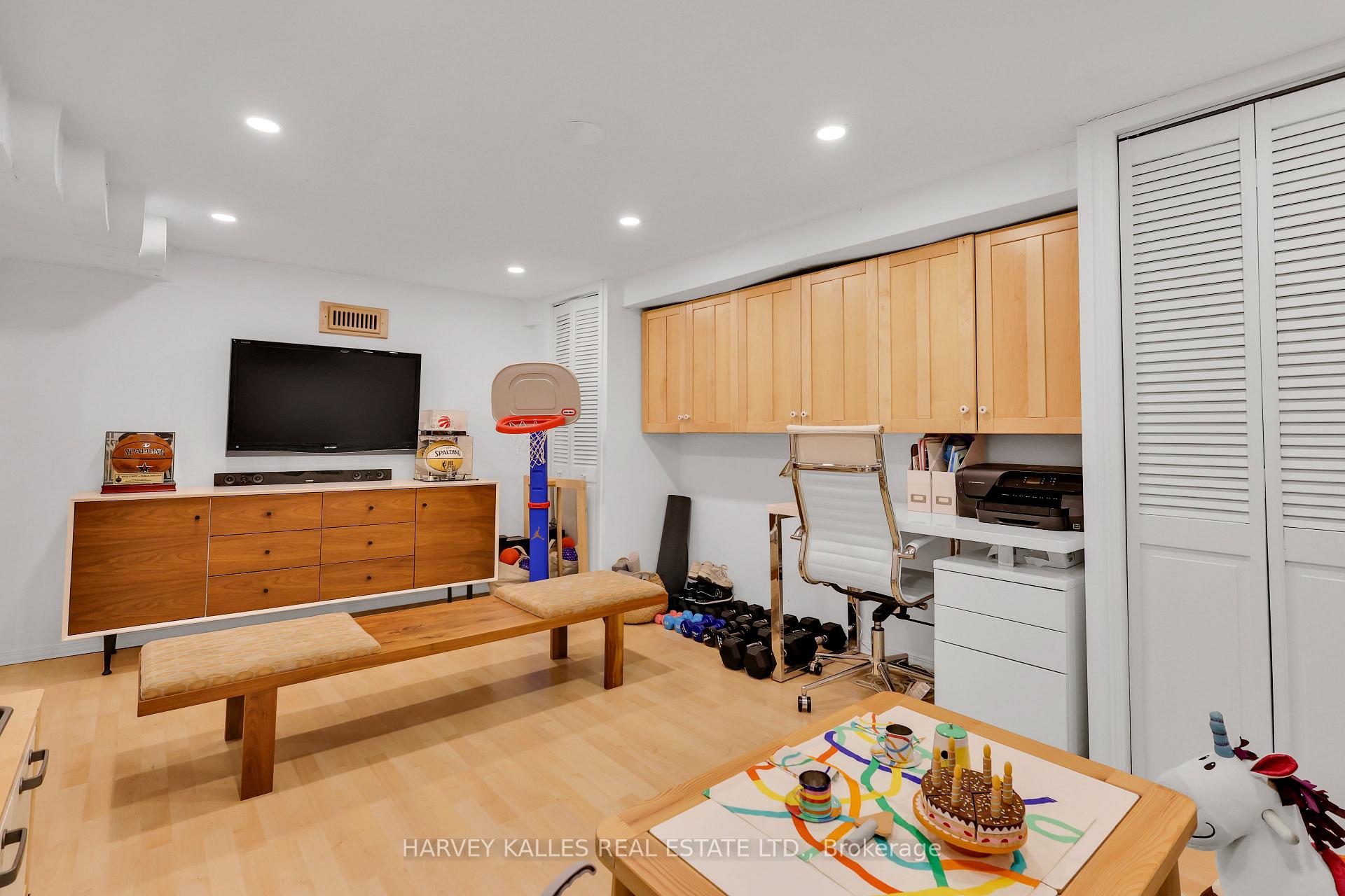 Photo 40 of 109 Whitmore Avenue, Toronto, Forest Hill North — HOMEH