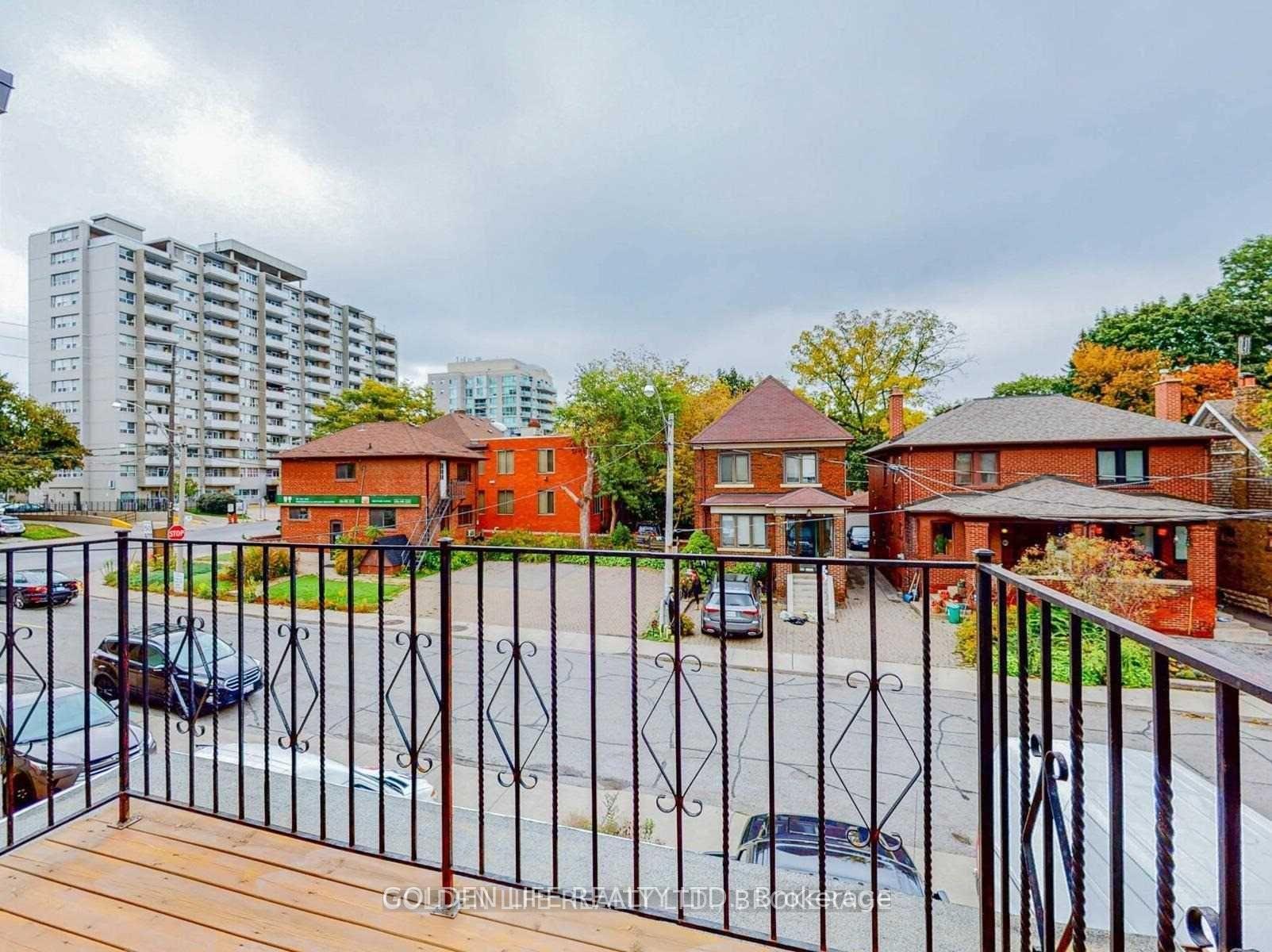 Photo 3 of Unit Upper, 88 Falcon Street, Toronto, Mount Pleasant East — HOMEH