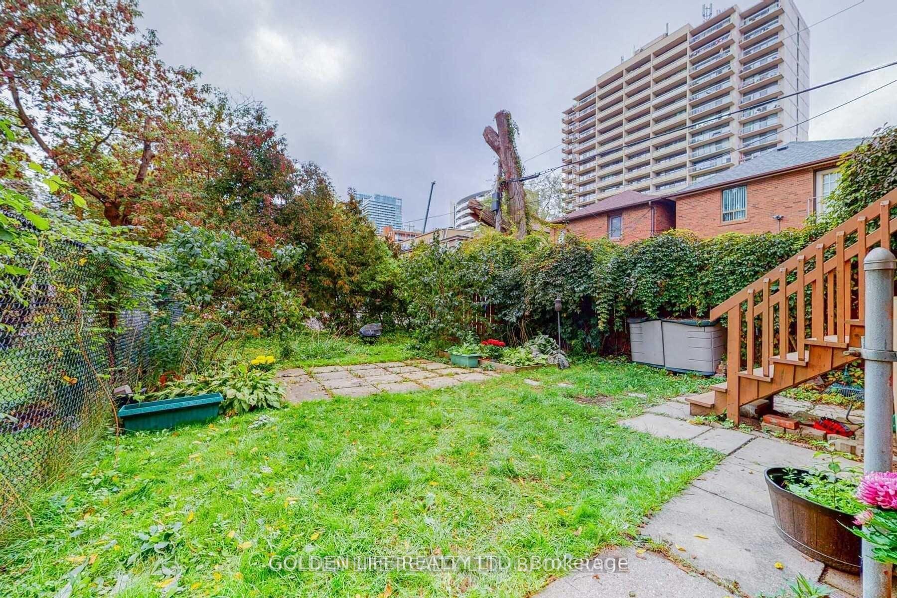 Photo 24 of Unit Upper, 88 Falcon Street, Toronto, Mount Pleasant East — HOMEH