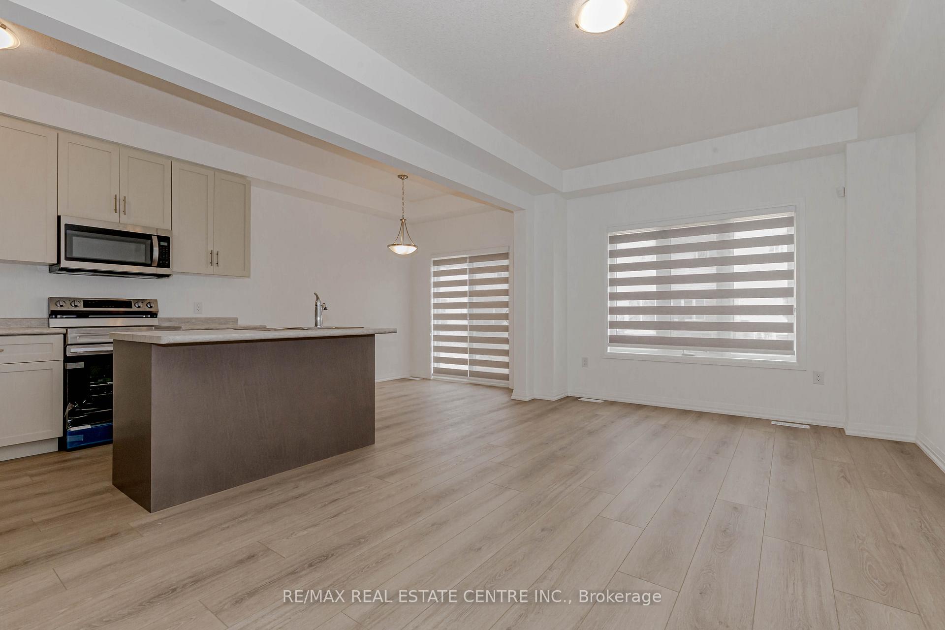 Photo 7 of 176 Bur oak Drive, Thorold, Confederation Heights — HOMEH