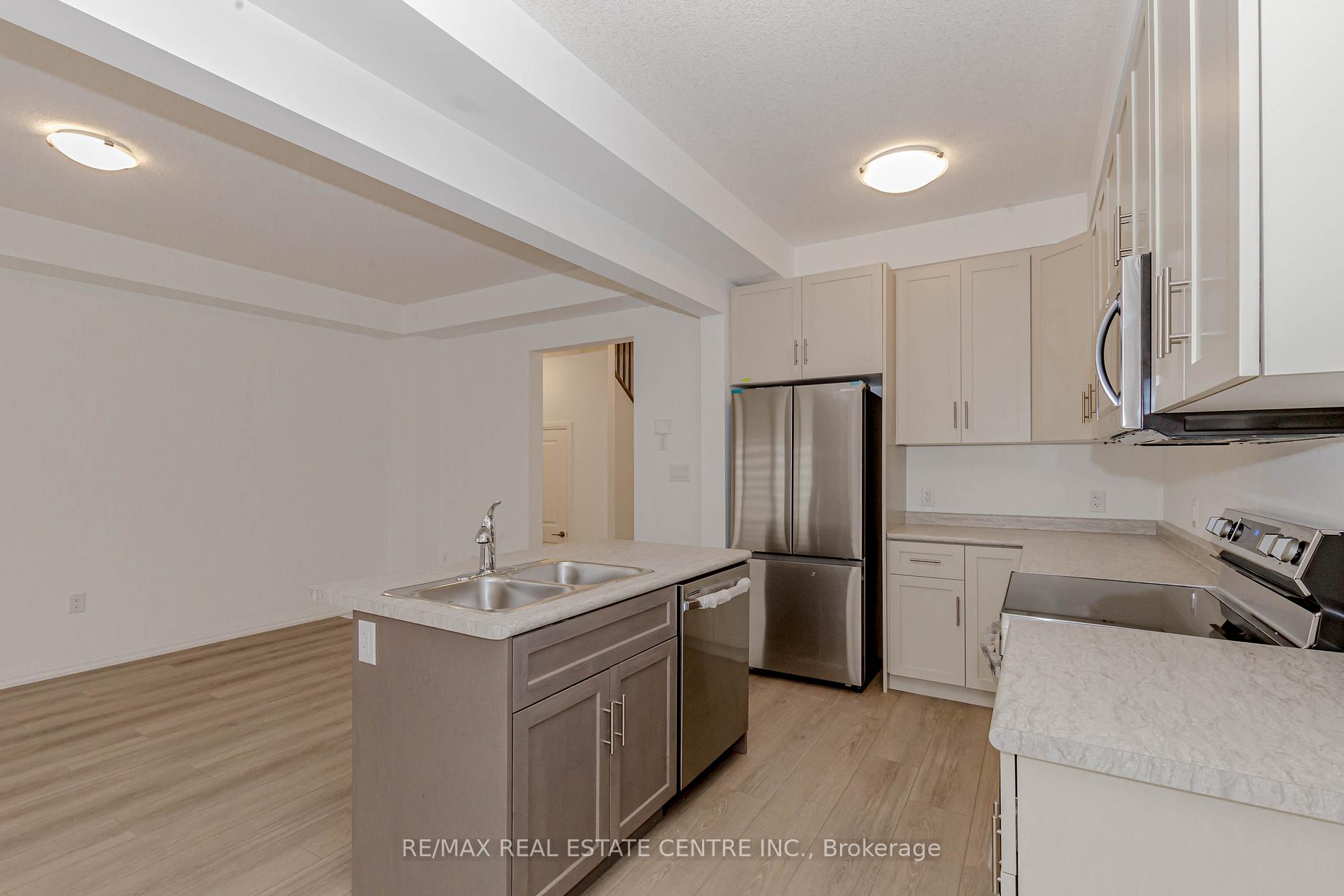 Photo 14 of 176 Bur oak Drive, Thorold, Confederation Heights — HOMEH