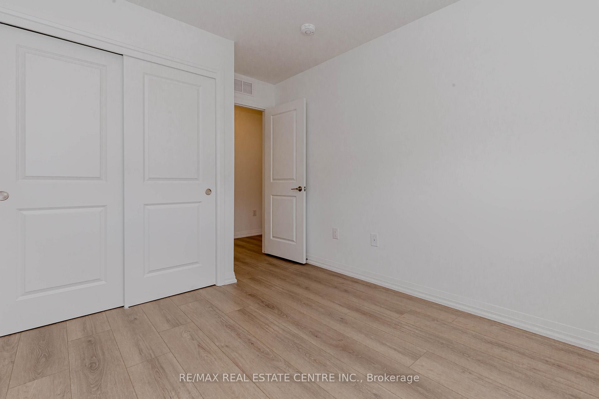 Photo 29 of 176 Bur oak Drive, Thorold, Confederation Heights — HOMEH