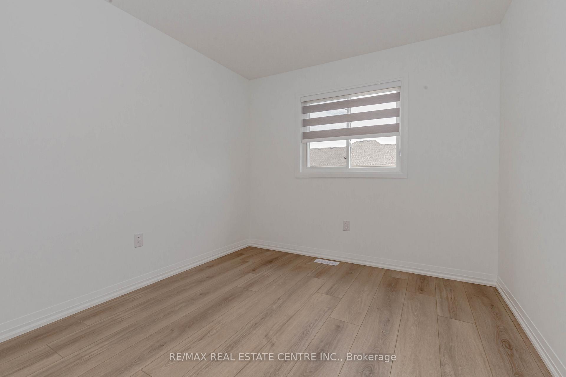 Photo 33 of 176 Bur oak Drive, Thorold, Confederation Heights — HOMEH