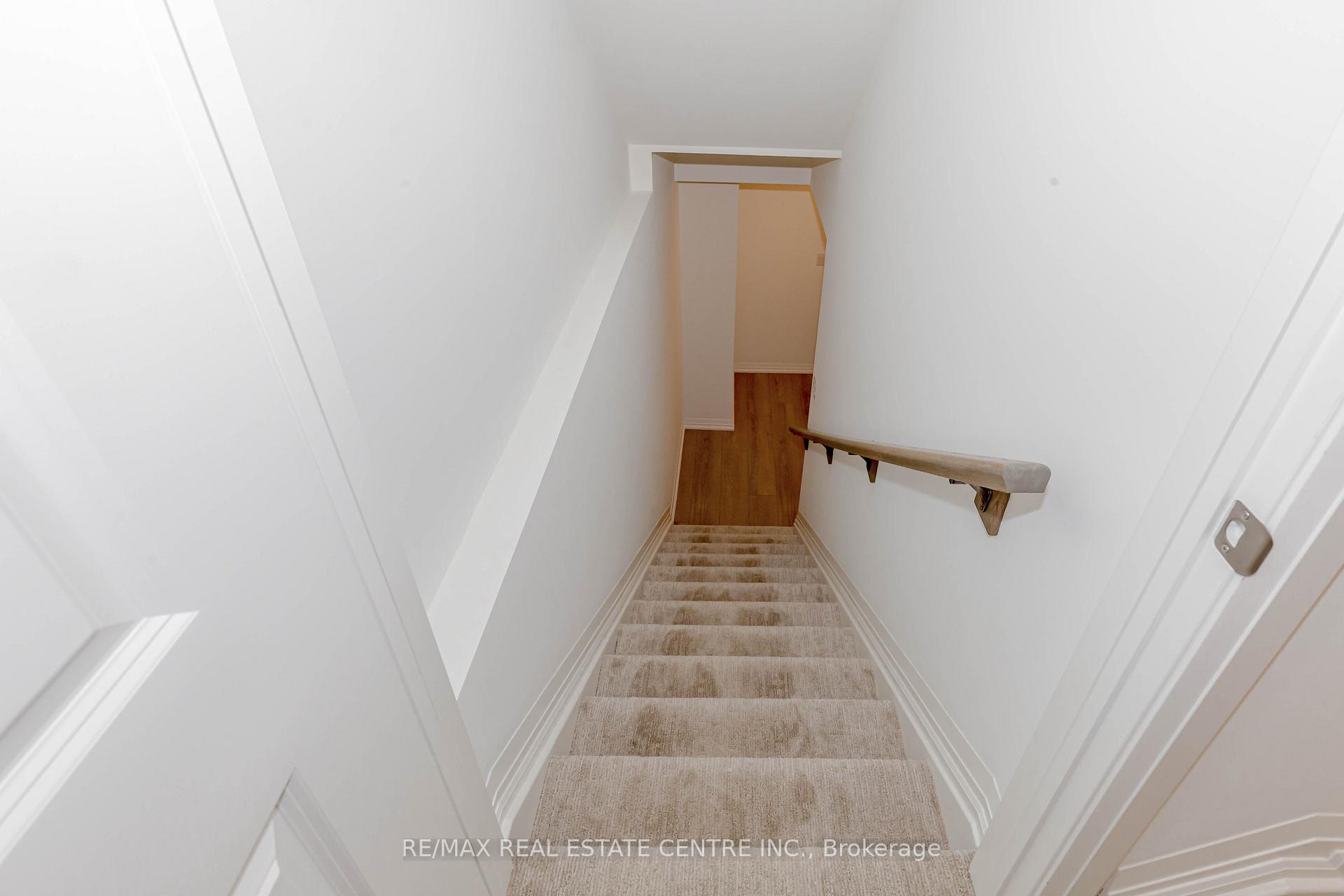 Photo 37 of 176 Bur oak Drive, Thorold, Confederation Heights — HOMEH