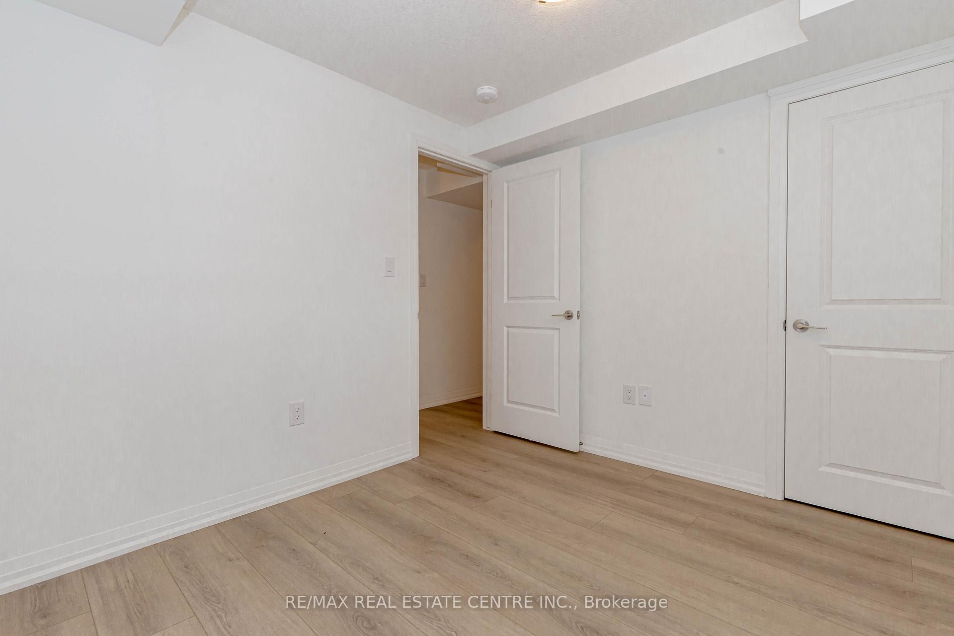 Photo 47 of 176 Bur oak Drive, Thorold, Confederation Heights — HOMEH