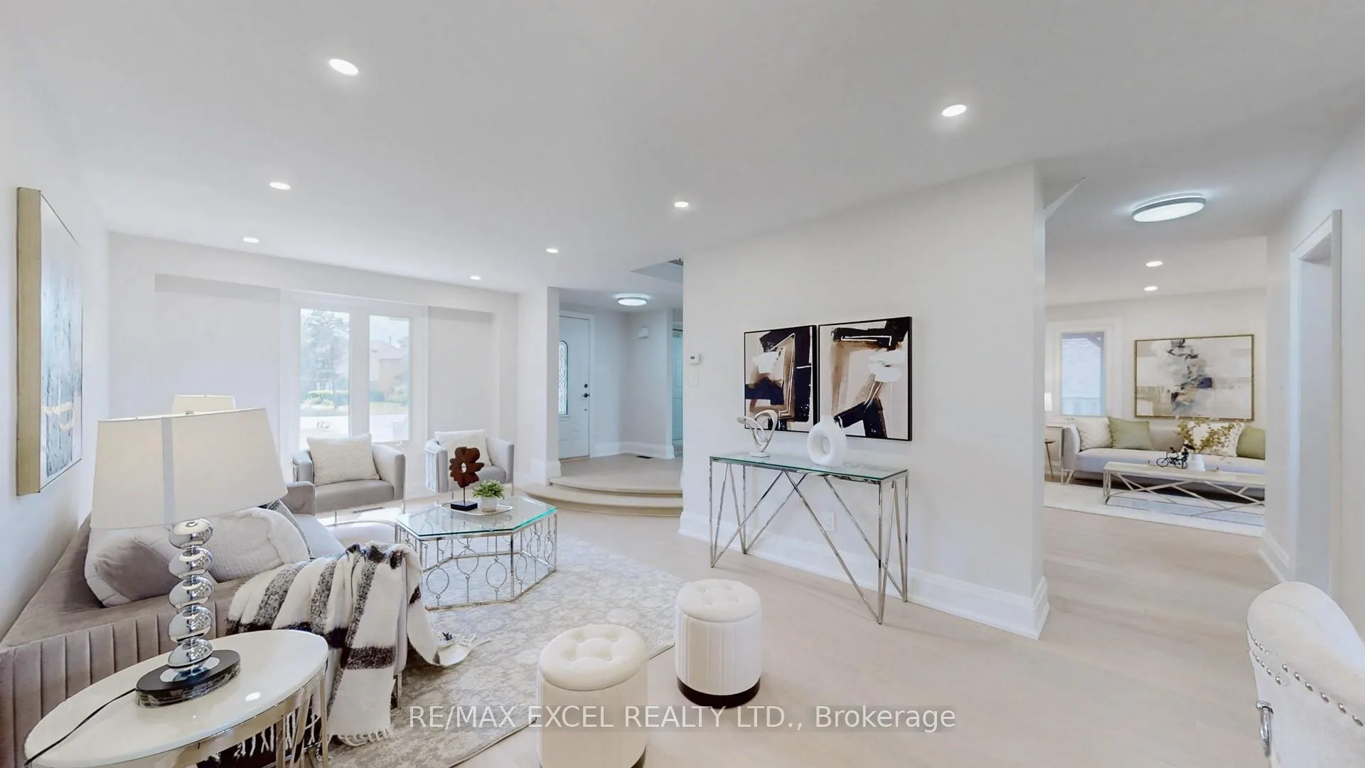 Photo 4 of 80 Eagleview Crescent, Scarborough, Steeles — HOMEH