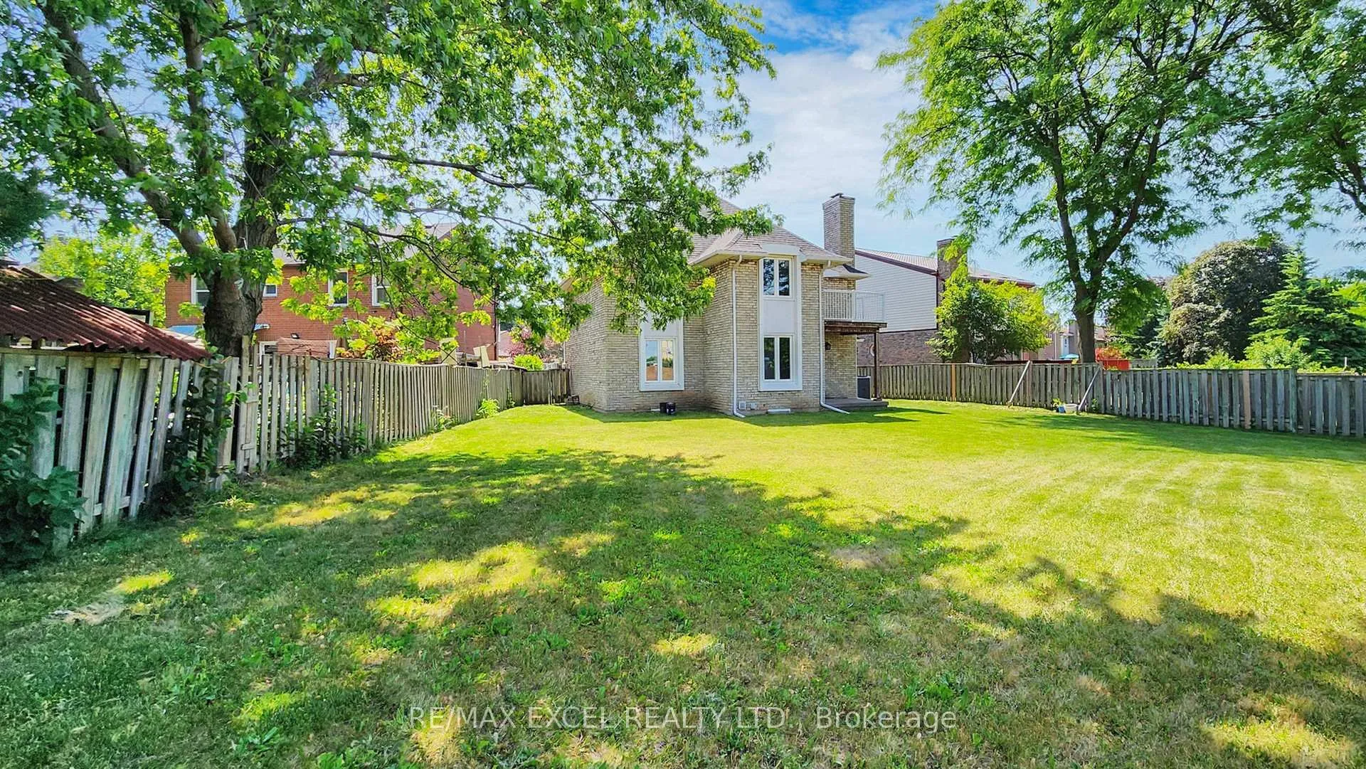 Photo 33 of 80 Eagleview Crescent, Scarborough, Steeles — HOMEH