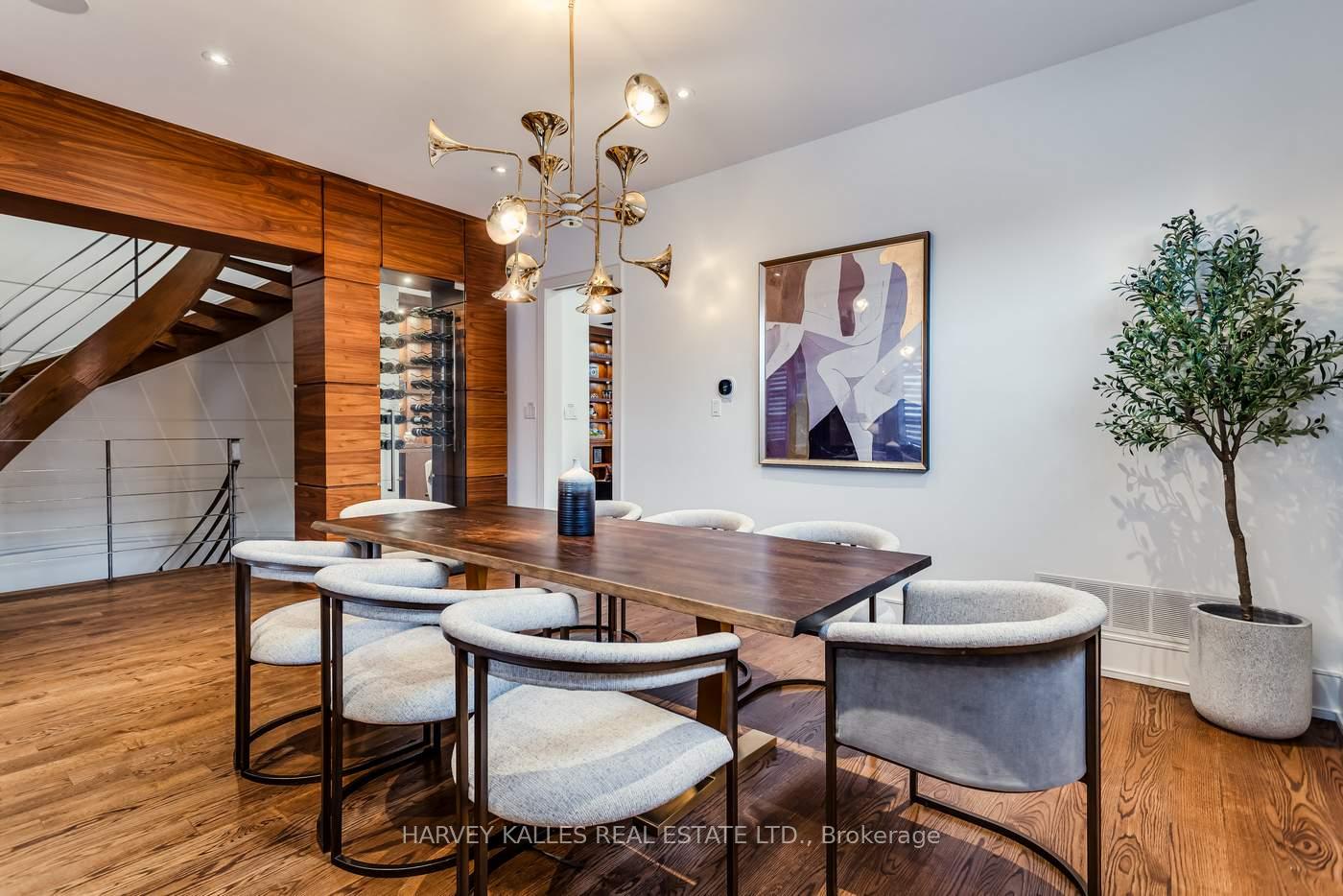 Photo 10 of 330 Brooke Avenue, Toronto, Bedford Park-Nortown — HOMEH