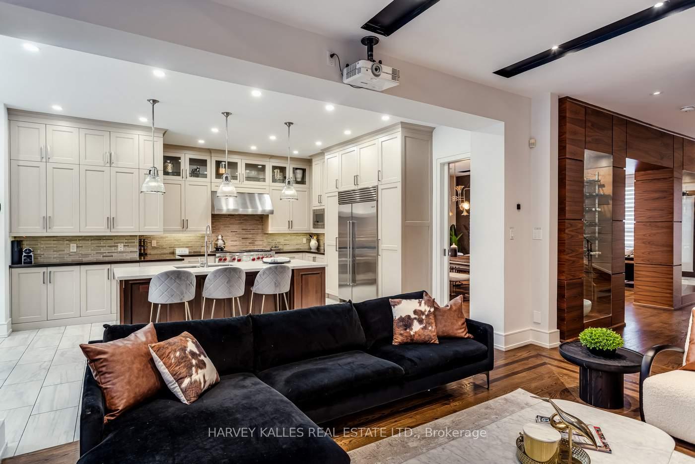 Photo 16 of 330 Brooke Avenue, Toronto, Bedford Park-Nortown — HOMEH