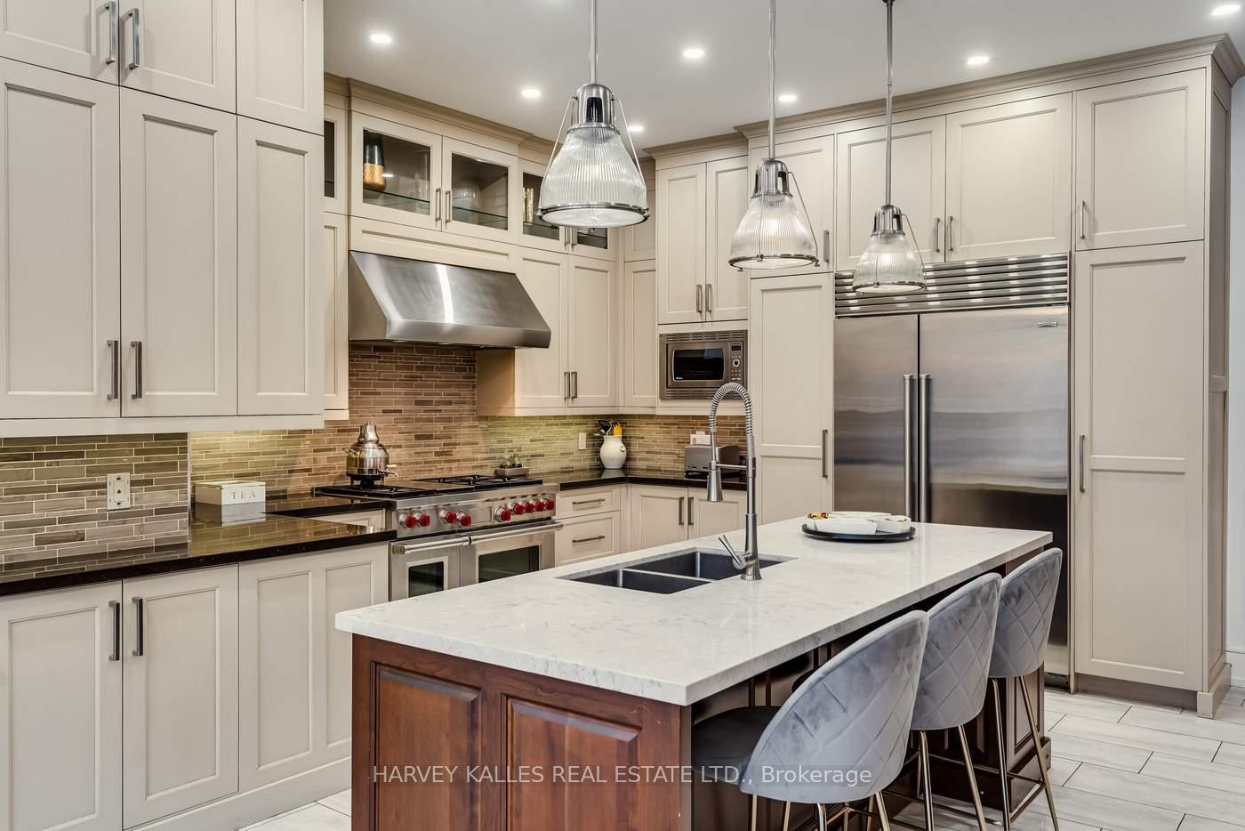 Photo 21 of 330 Brooke Avenue, Toronto, Bedford Park-Nortown — HOMEH
