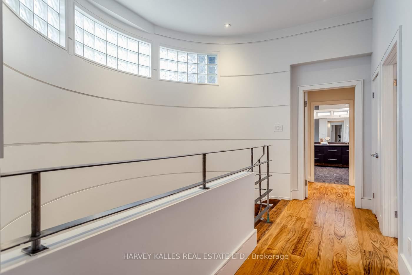Photo 30 of 330 Brooke Avenue, Toronto, Bedford Park-Nortown — HOMEH